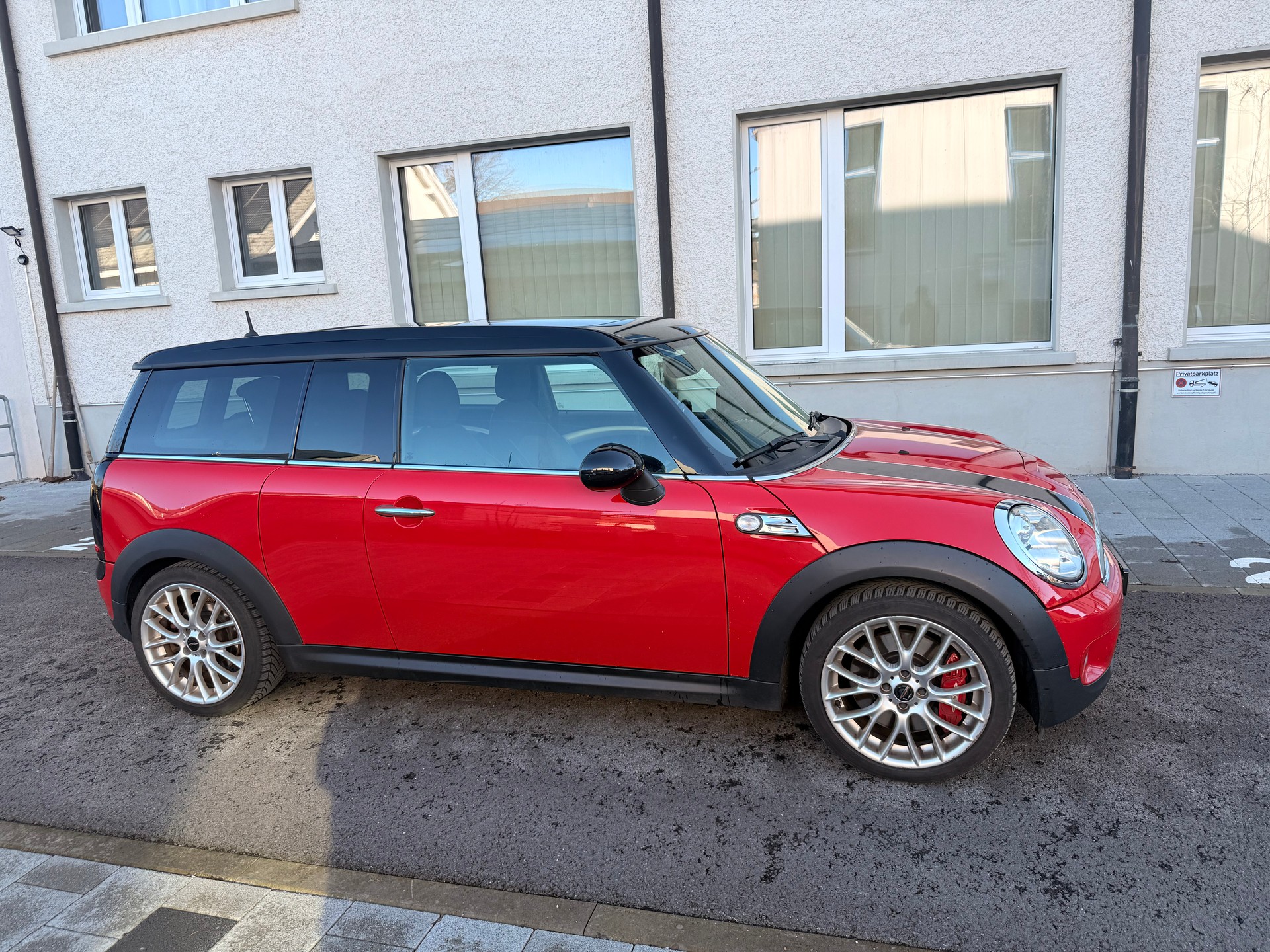 MINI Clubman Cooper John Cooper Works-image-5