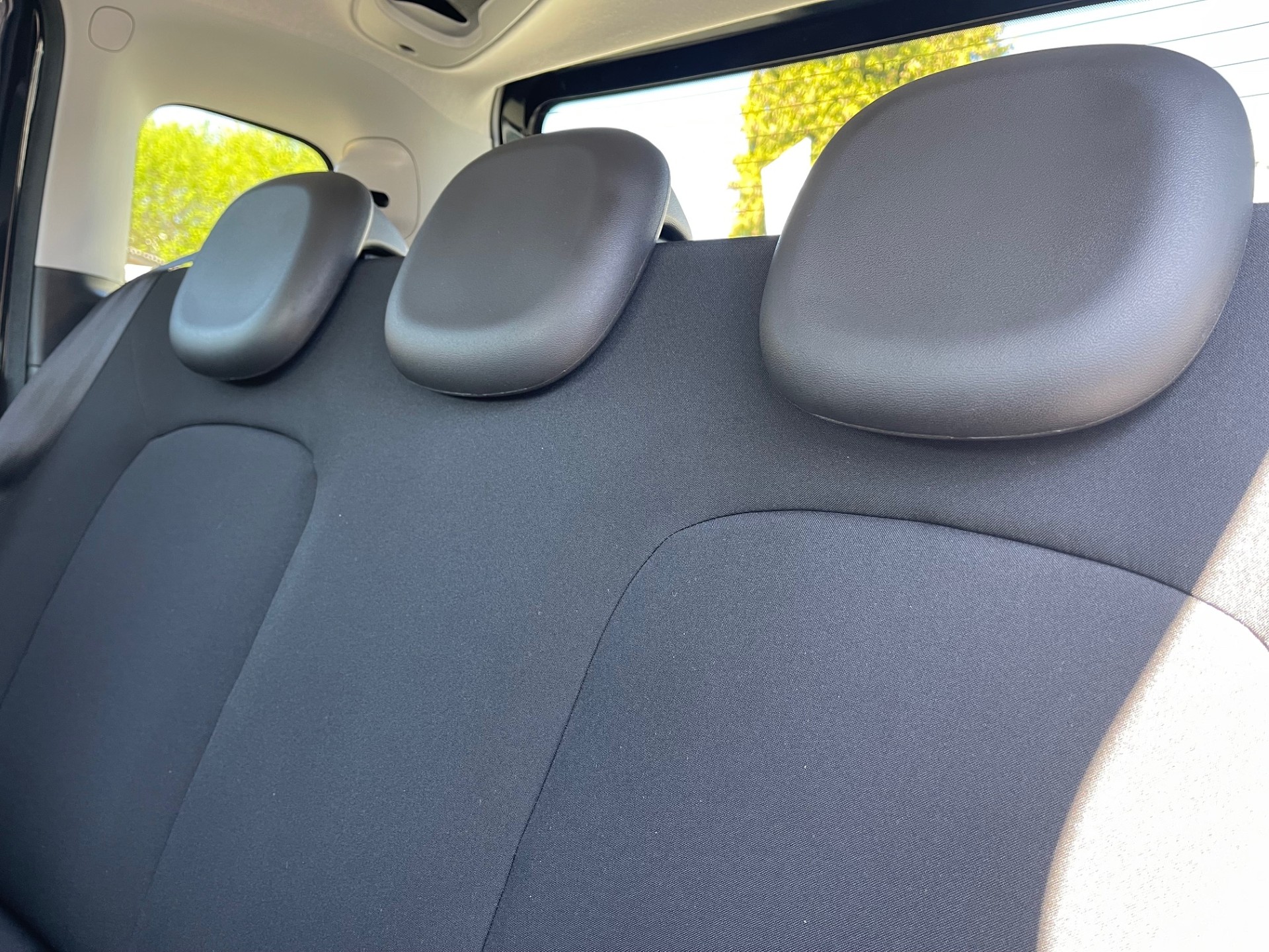 FIAT Panda 1.0 Hybrid Cross-image-10