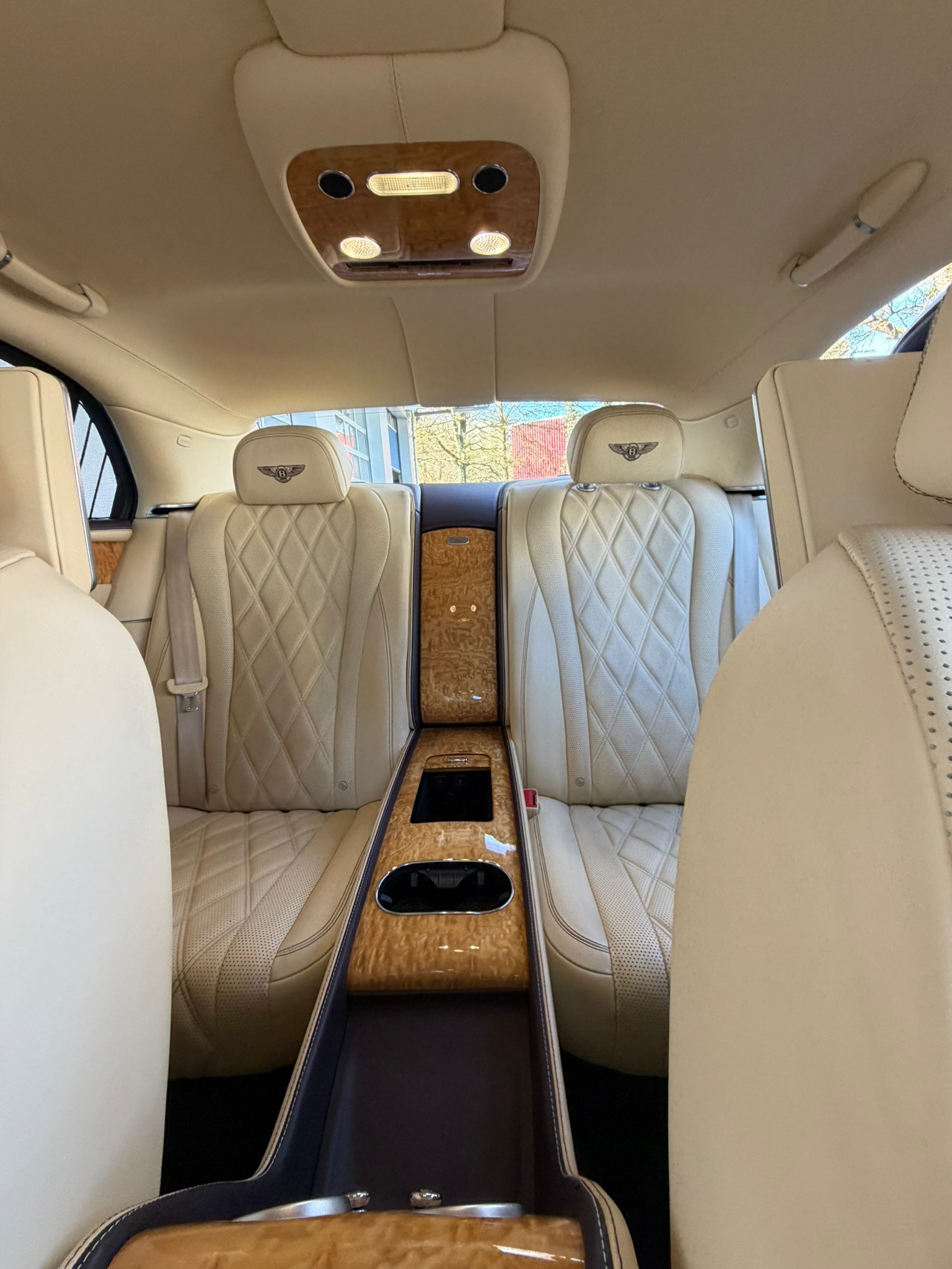 BENTLEY Flying Spur 6.0-image-12