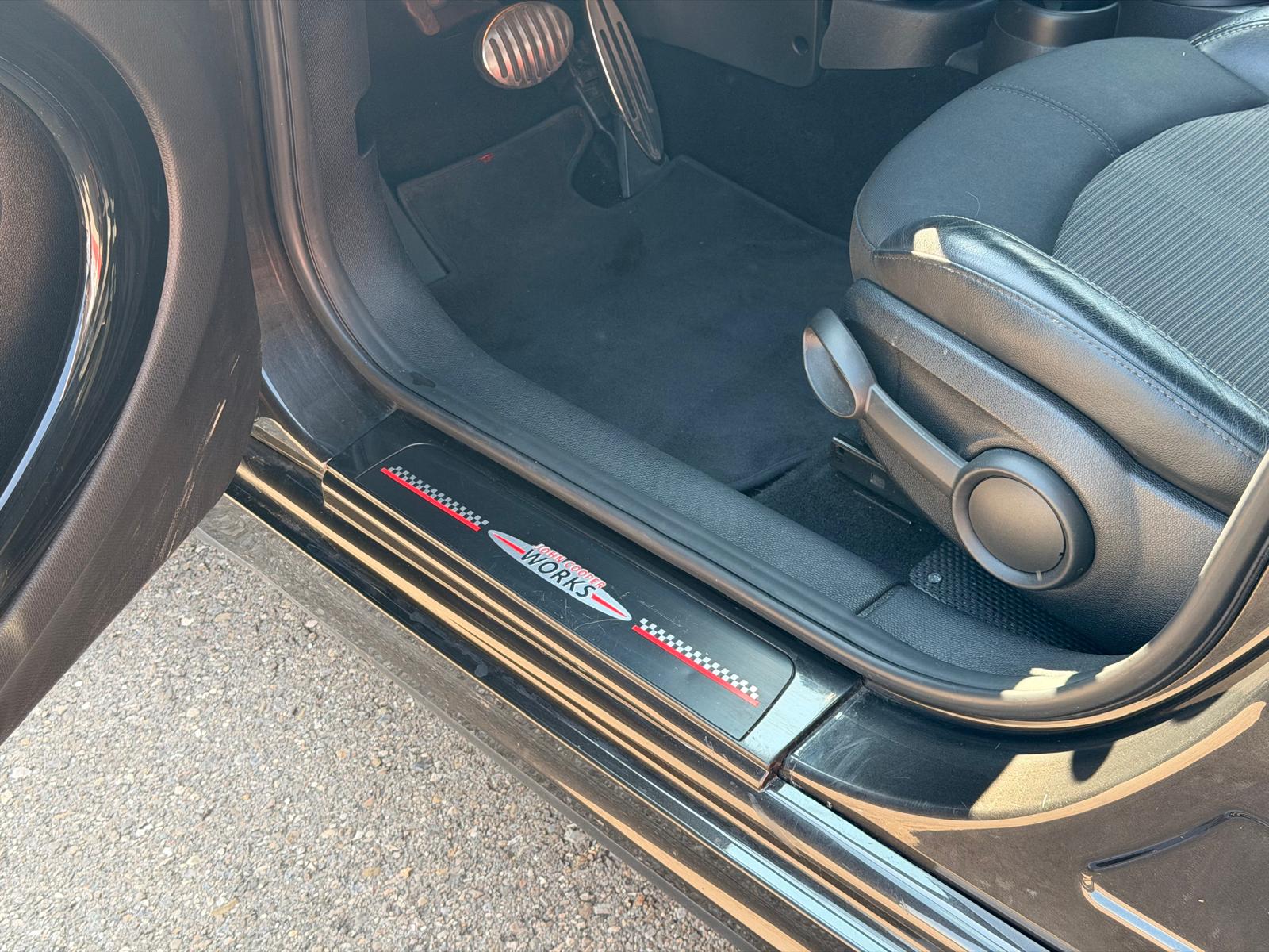 MINI Countryman Cooper S ALL4 Snowhill Steptronic *John Cooper Works Package*-image-14