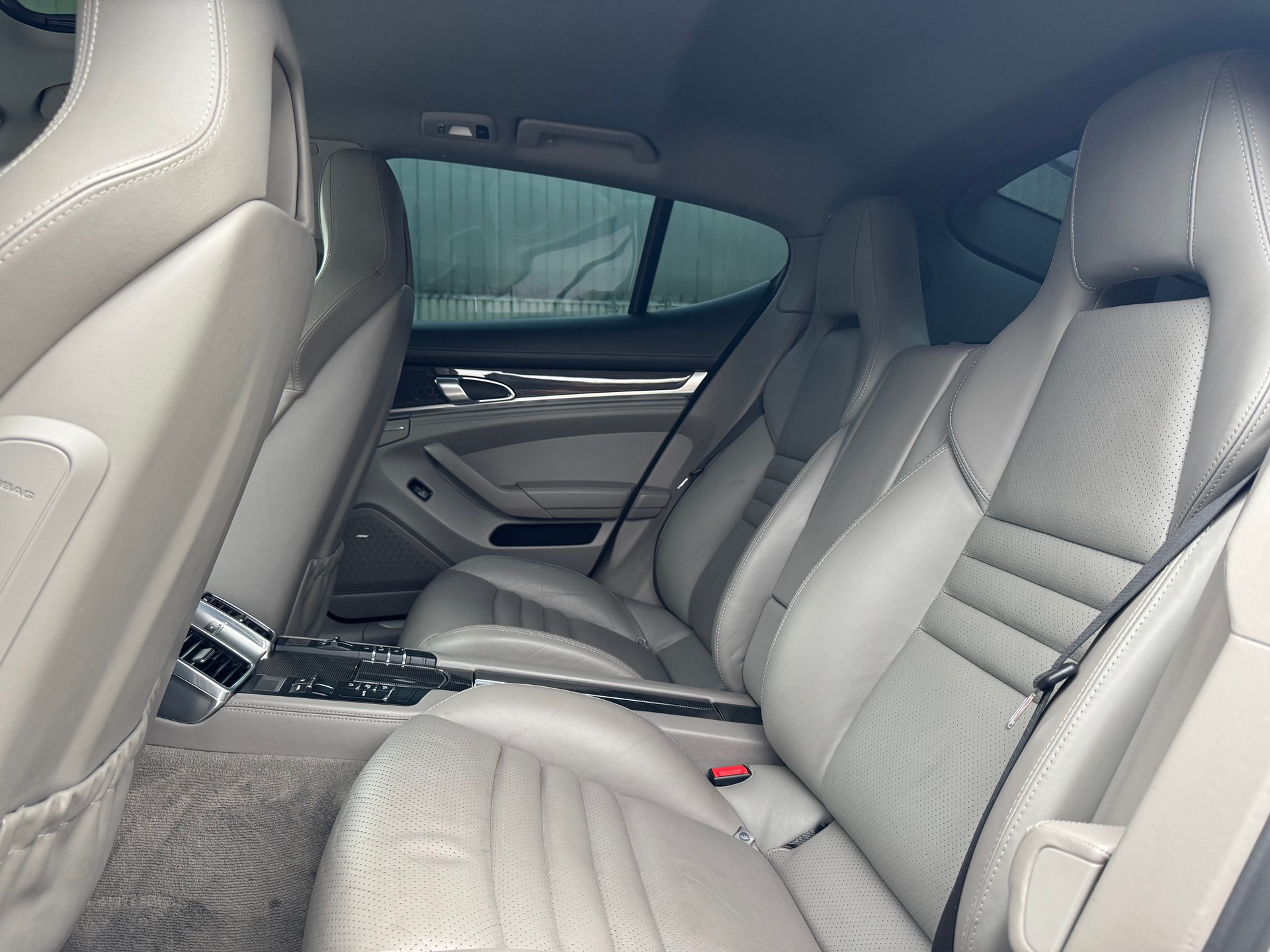 PORSCHE Panamera 4S 4.8 PDK-image-9