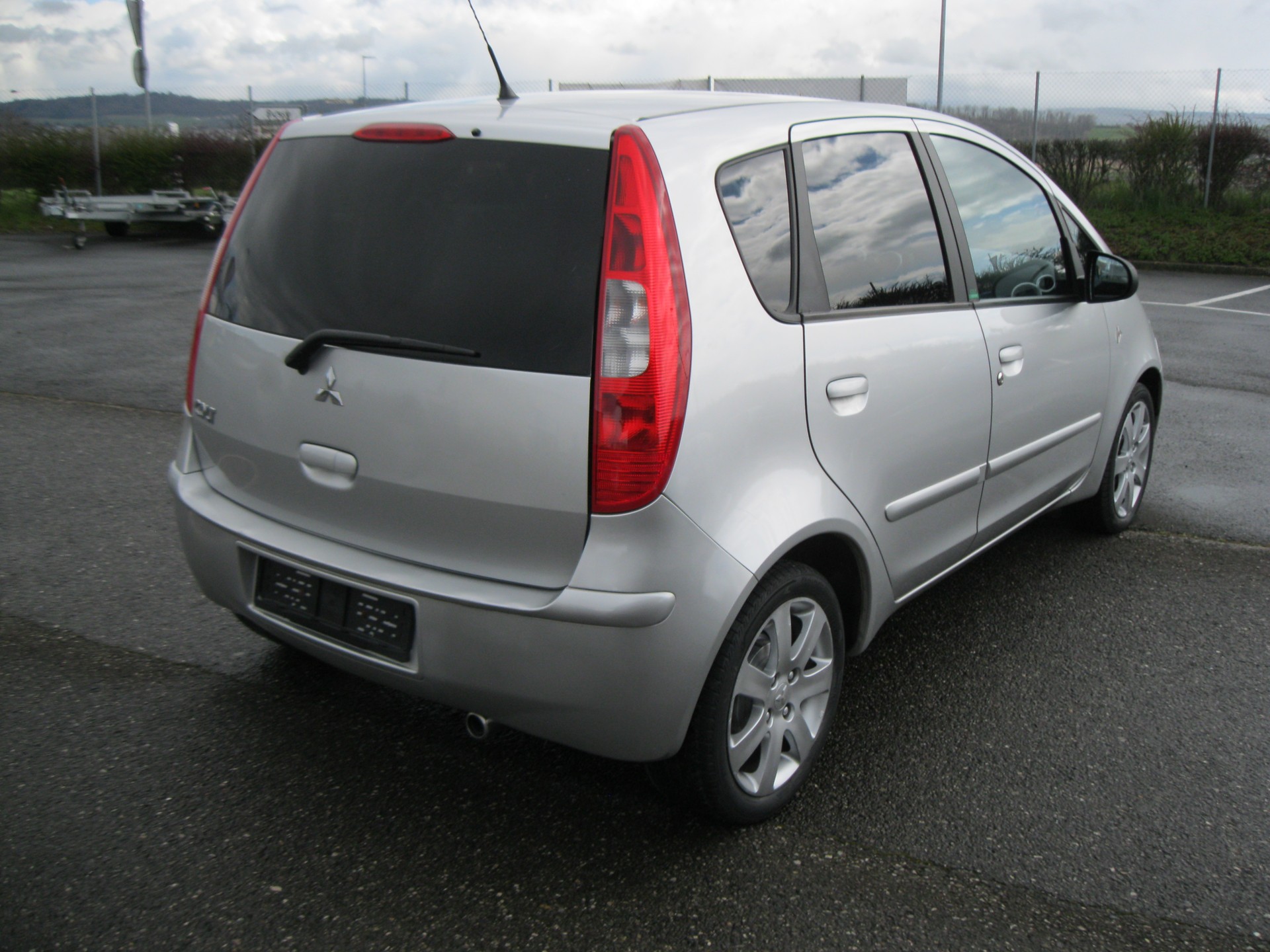 MITSUBISHI Colt 1.3 16V Fashion-image-1