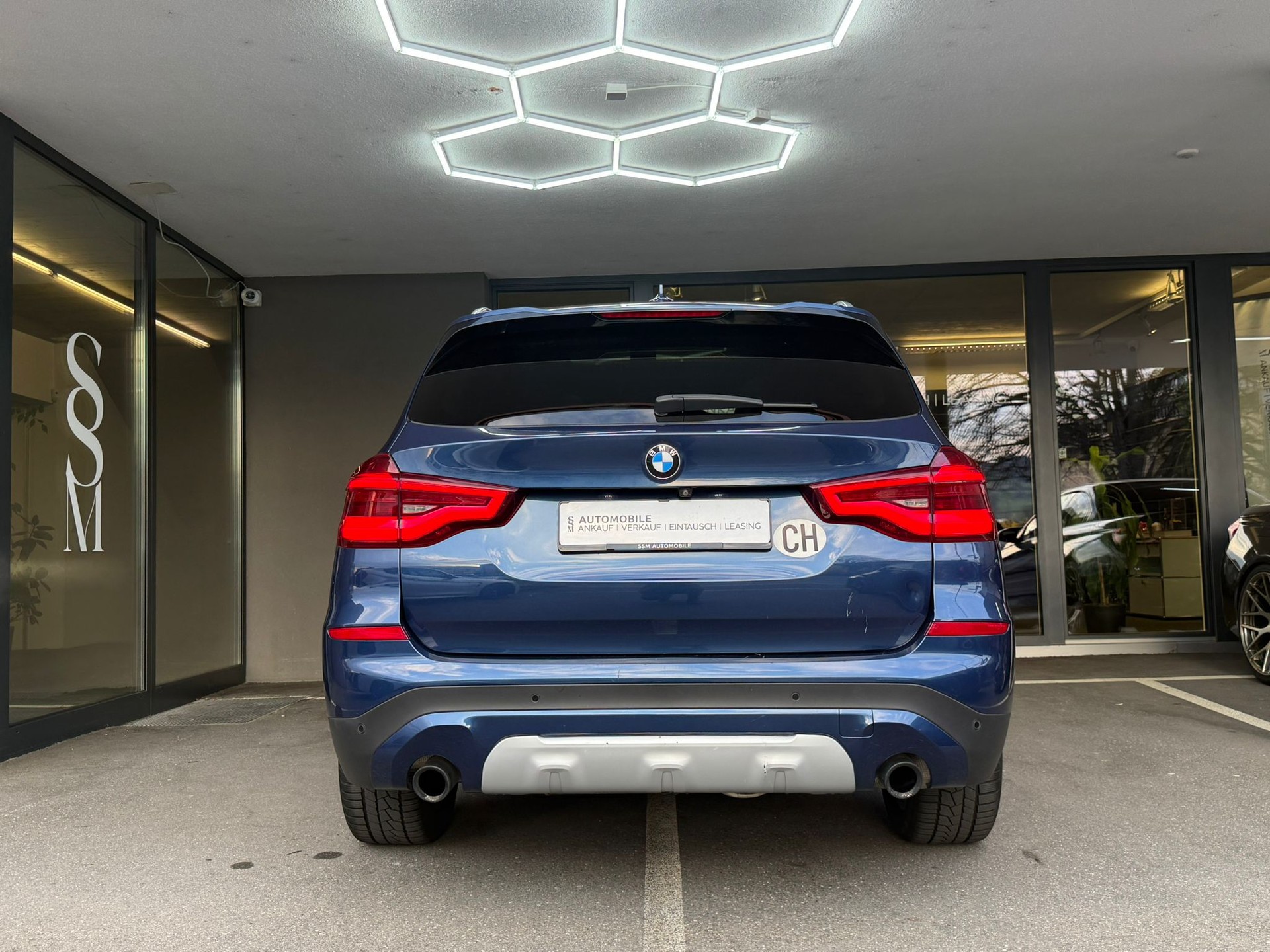 BMW X3 xDrive 30d ▪ Pano ▪ Head Up ▪ AHK ▪ xLine Steptronic-image-7
