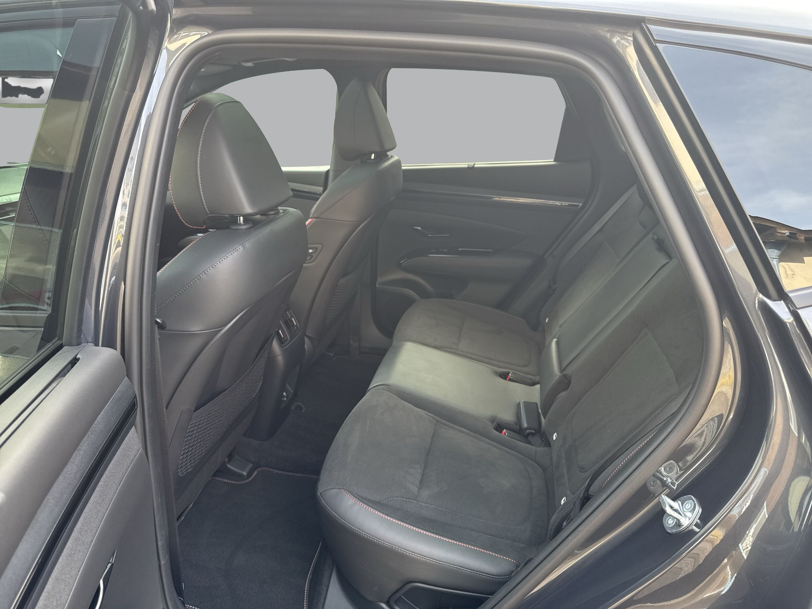 HYUNDAI Tucson 1,6PHEV N LUX 4WD-image-16