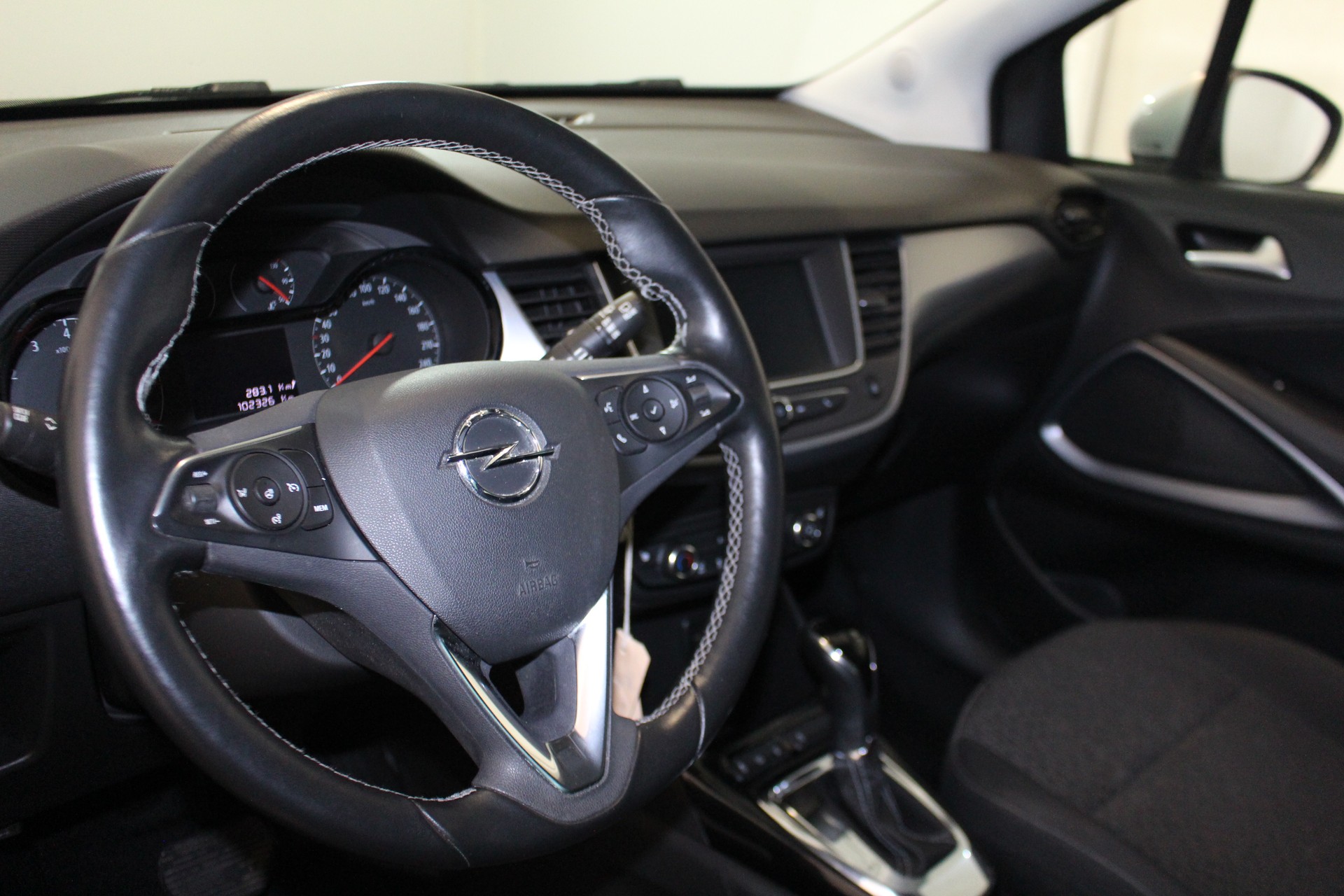 OPEL Crossland X 1.2 T Enjoy S/S-image-11
