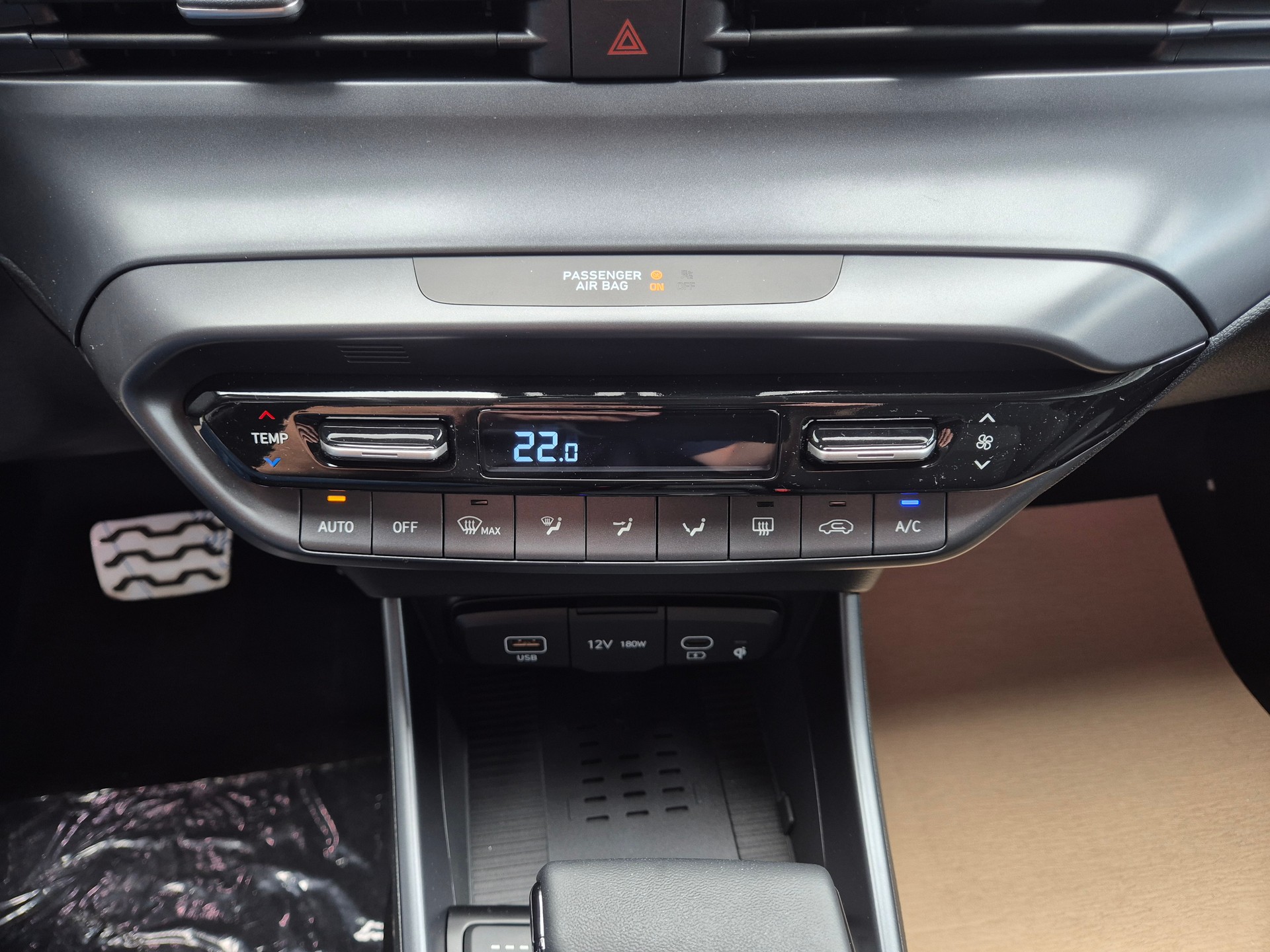 HYUNDAI Bayon 1.0 T-GDi Amplia DCT-image-9