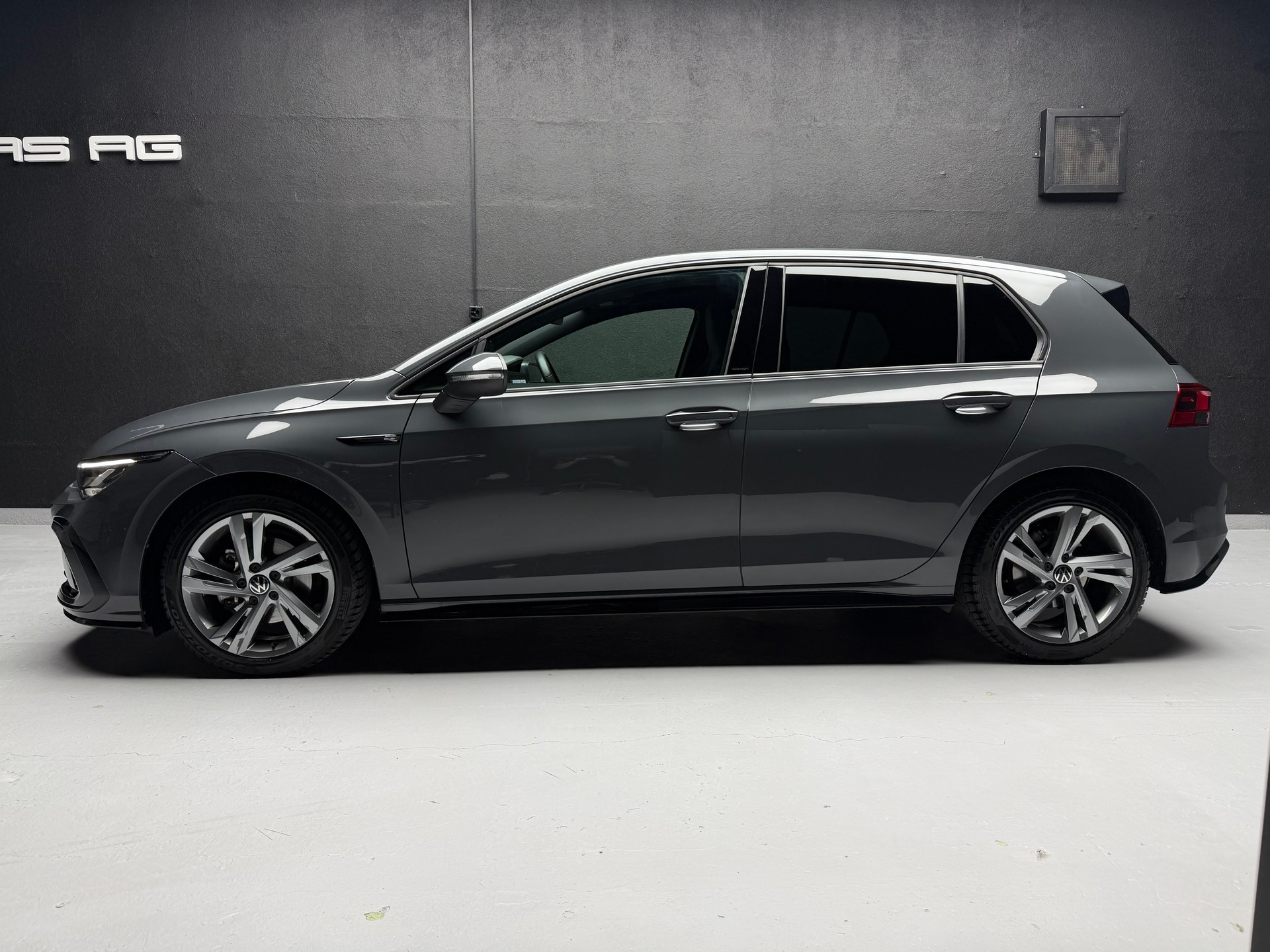 VW Golf 1.5 e TSI mHEV R-Line DSG • ACC • RF-Kamera • Delfingrau-image-7