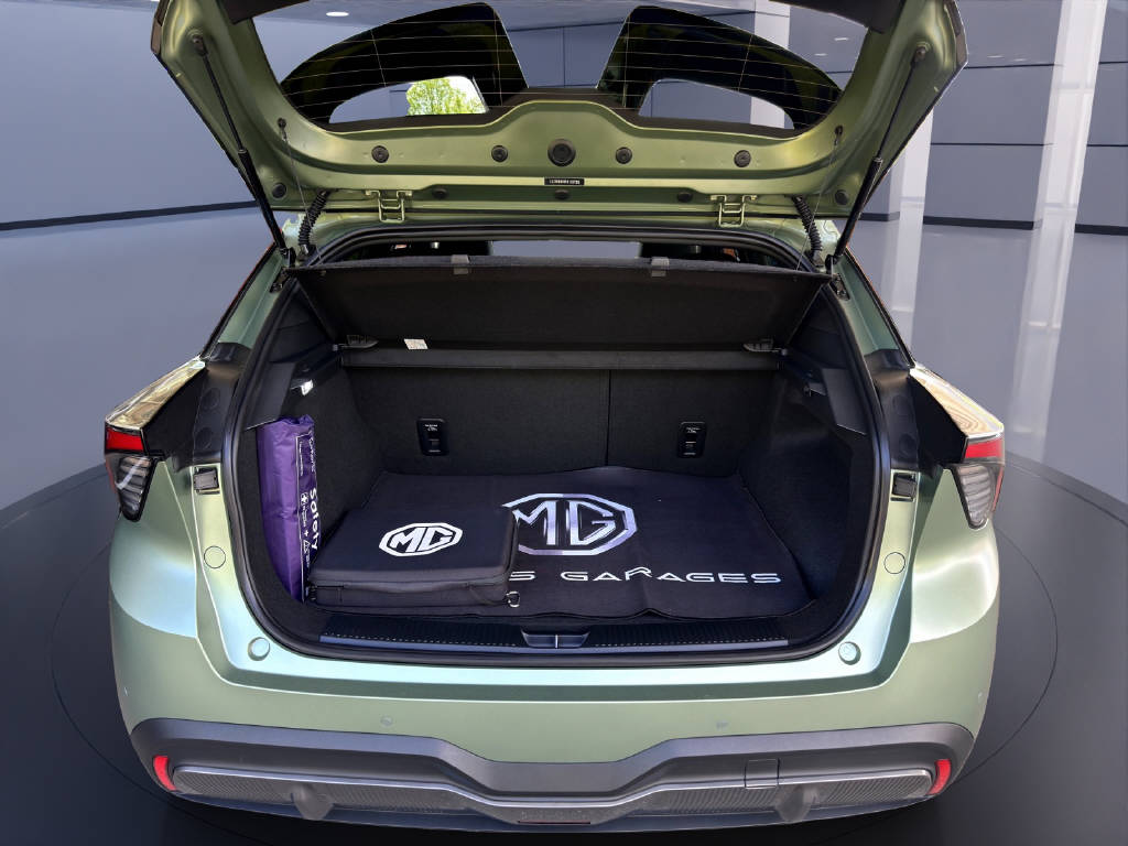 MG 4 64KWH Xpower 4WD-image-12