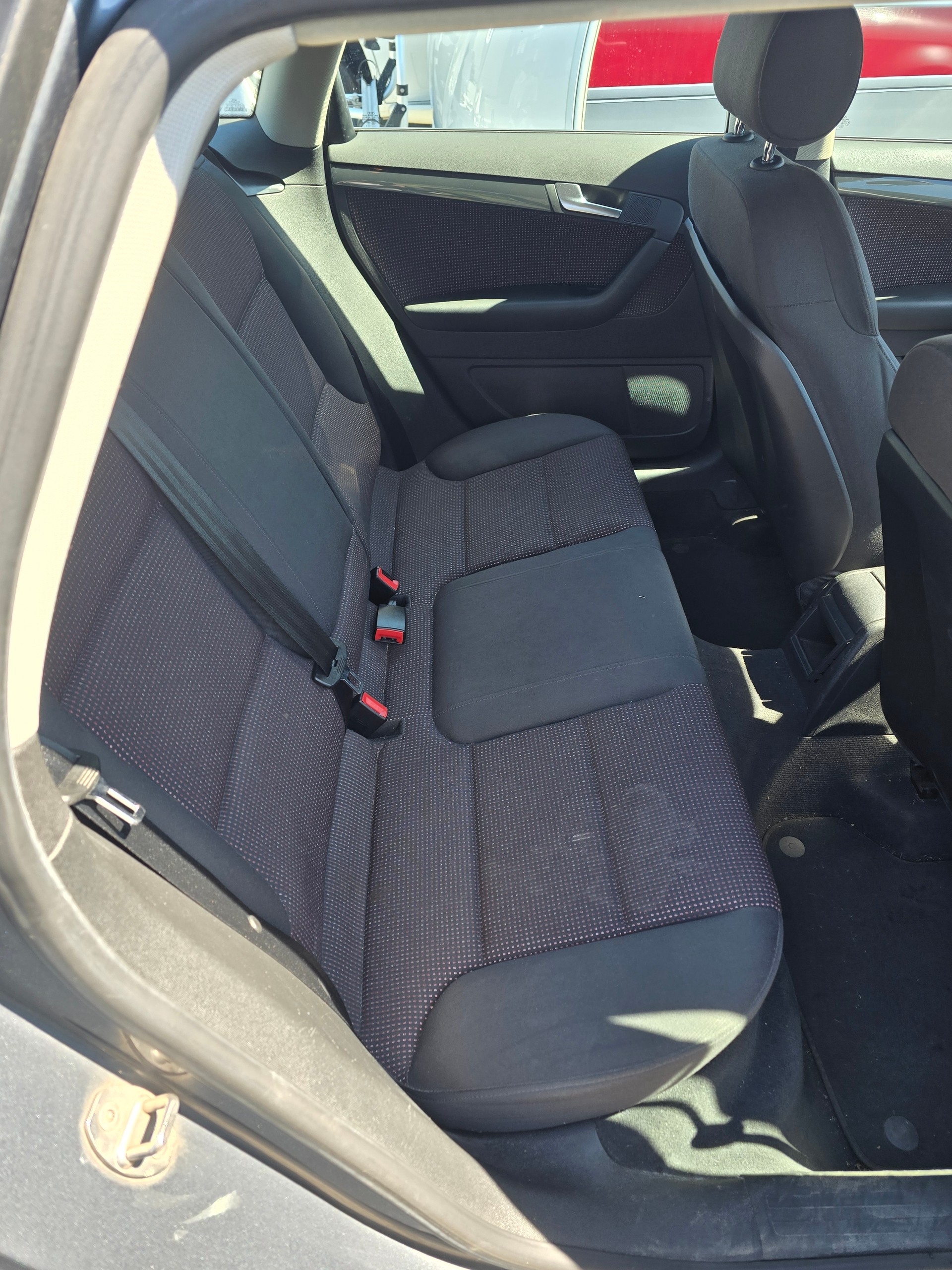 AUDI A3 Sportback 2.0 TDI Ambiente quattro-image-13