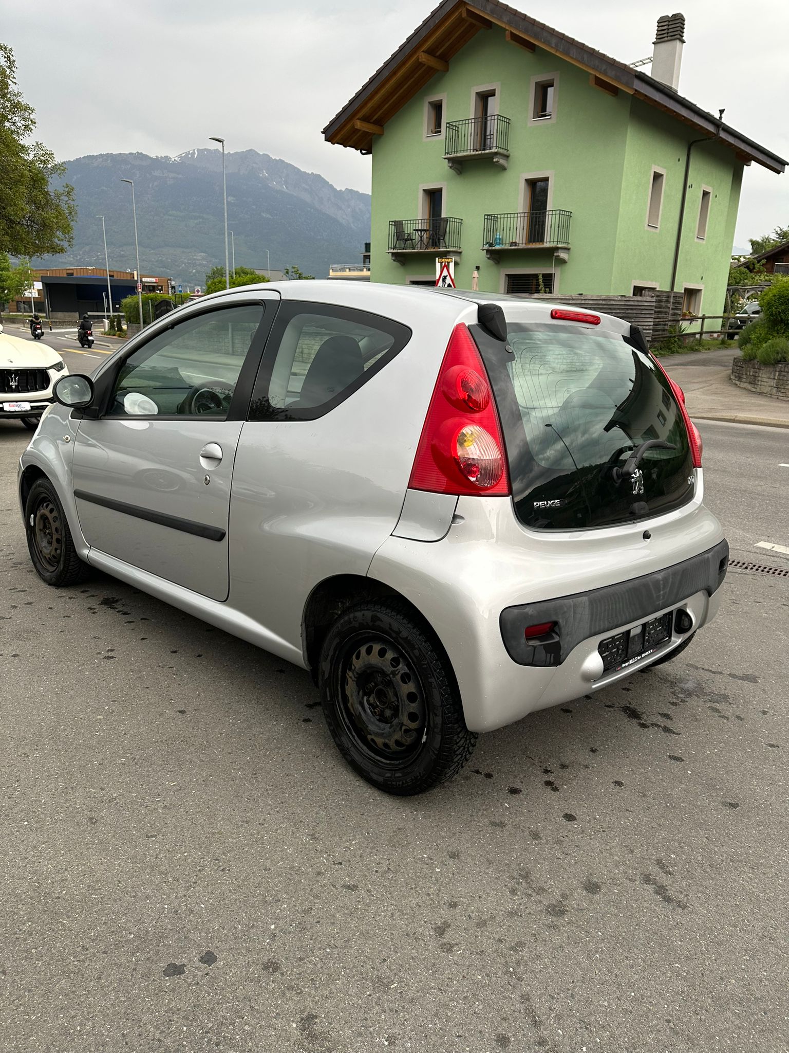 PEUGEOT 107 1.0 Trendy-image-5