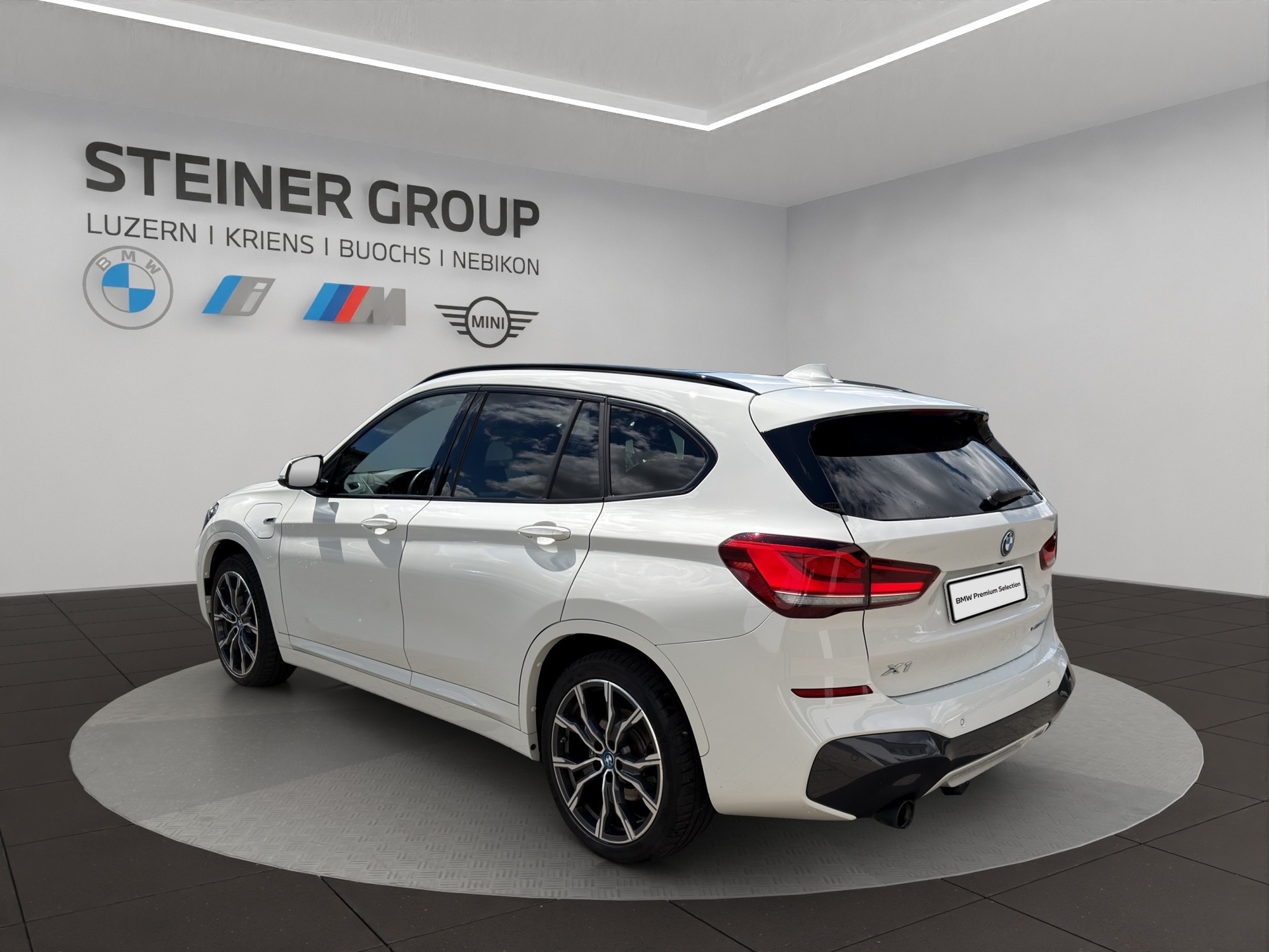 BMW X1 xDrive 25e M Sport Steptronic-image-7