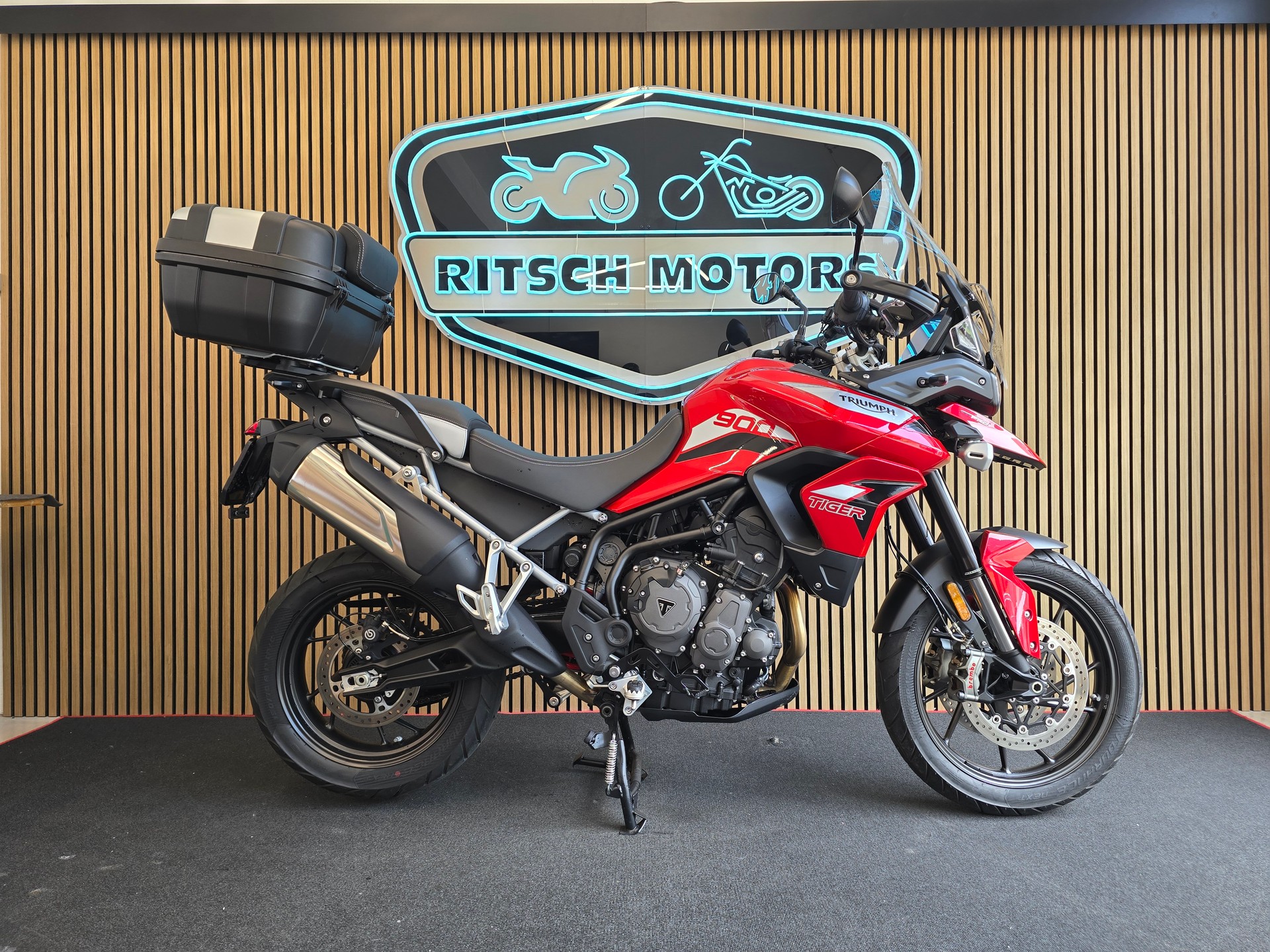 TRIUMPH Tiger 900 GT Pro