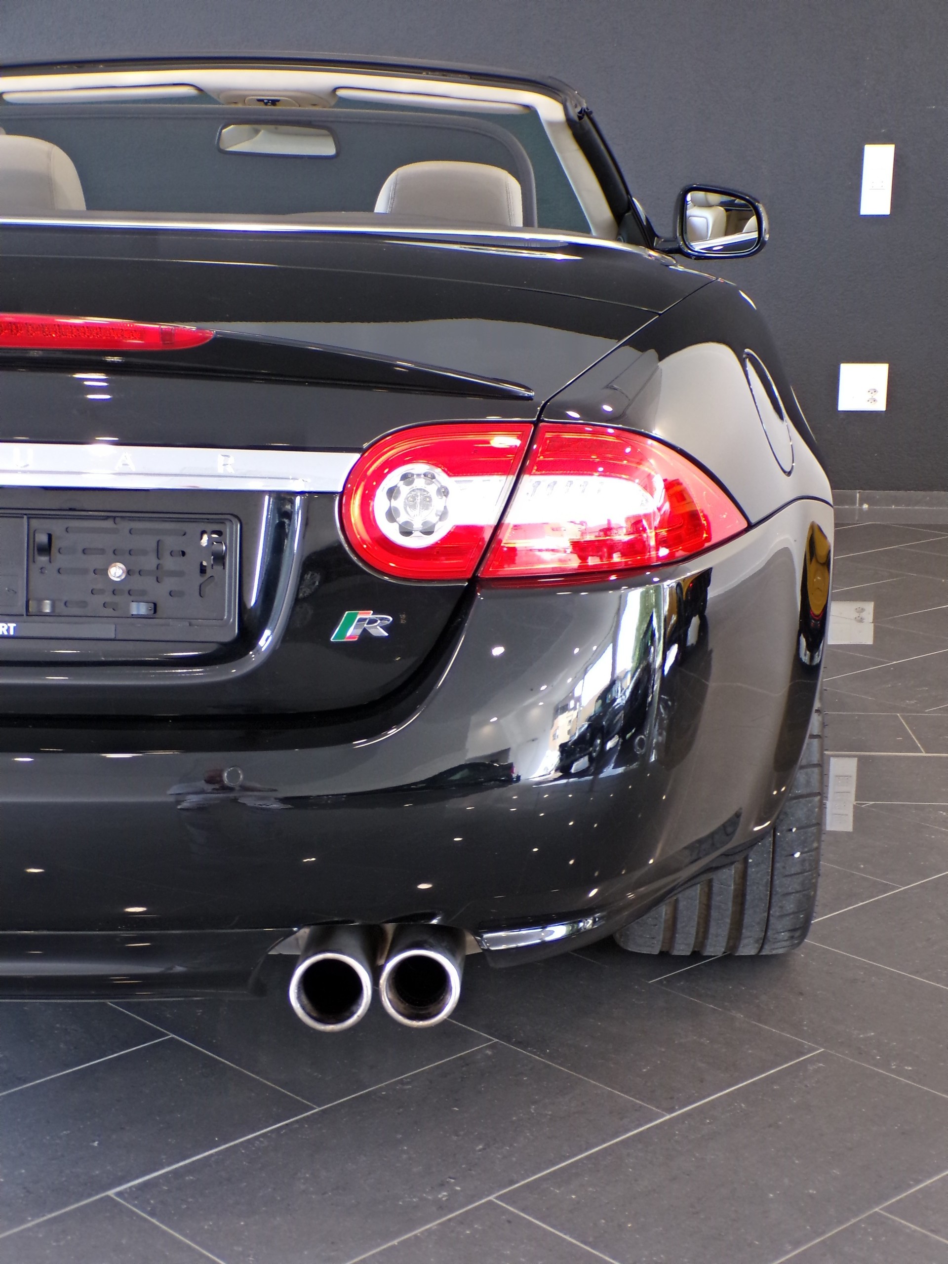 JAGUAR XKR 5.0 V8 SC Automatic-image-8