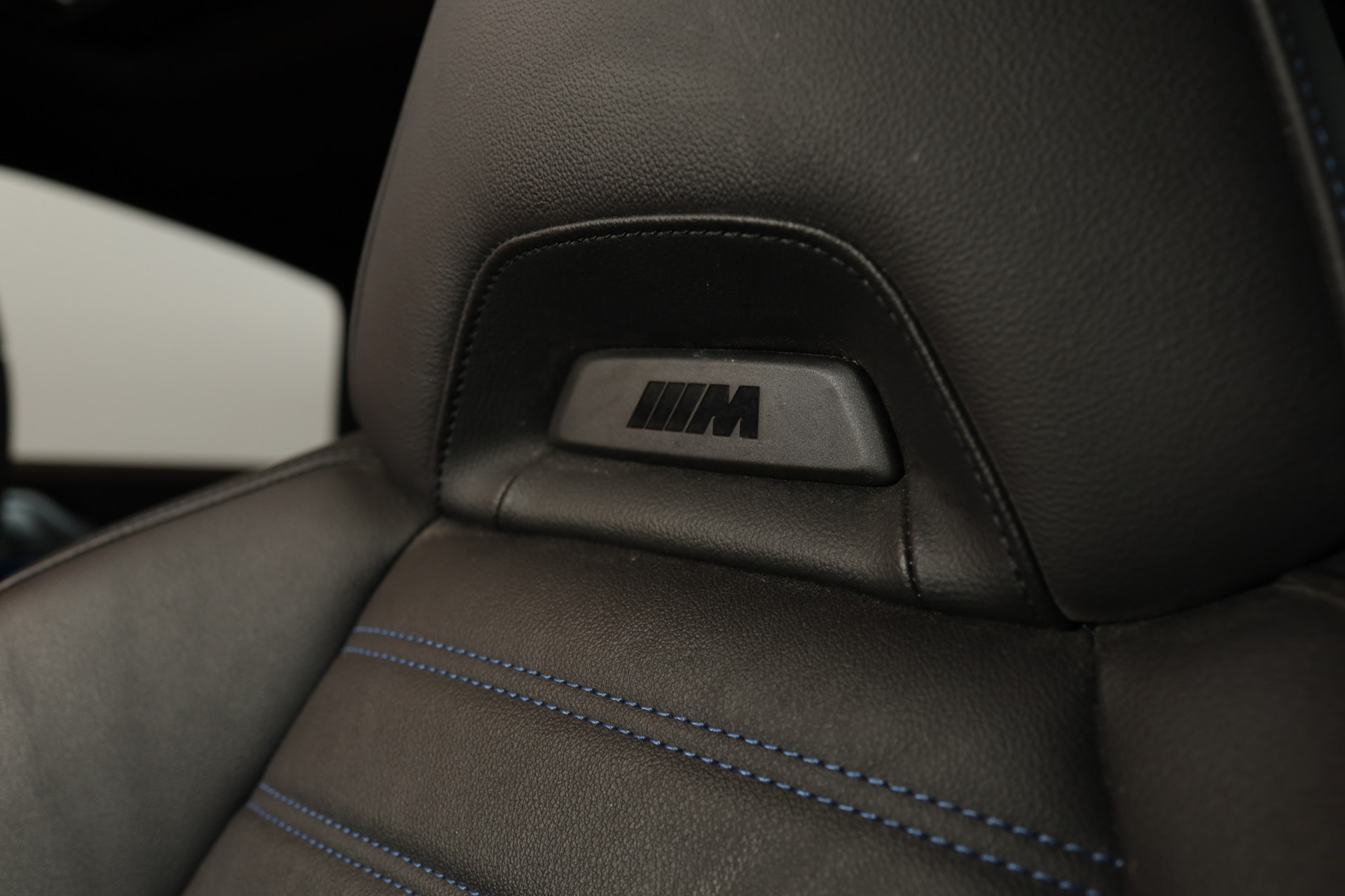 BMW i4 M50-image-10