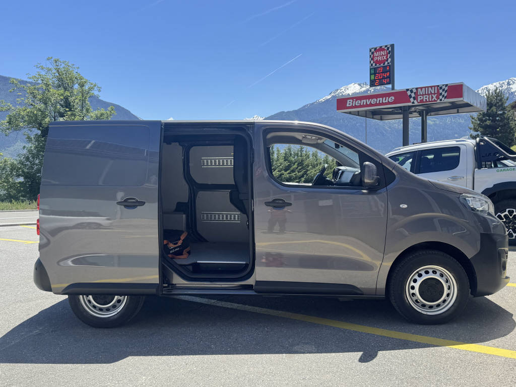 PEUGEOT Expert 2.0 BlueHDi 120 4x4 Dangel-image-4