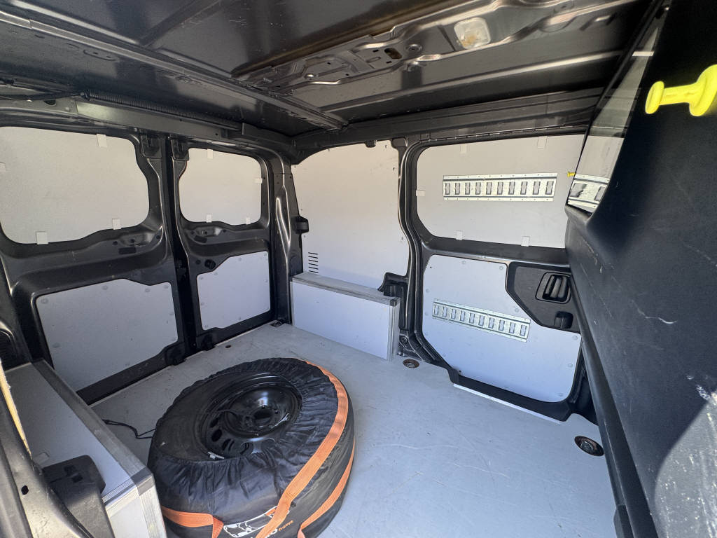 PEUGEOT Expert 2.0 BlueHDi 120 4x4 Dangel-image-19