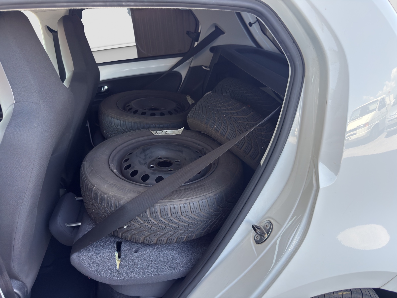 VW Up 1.0 BMT EcoFuel move up-image-10