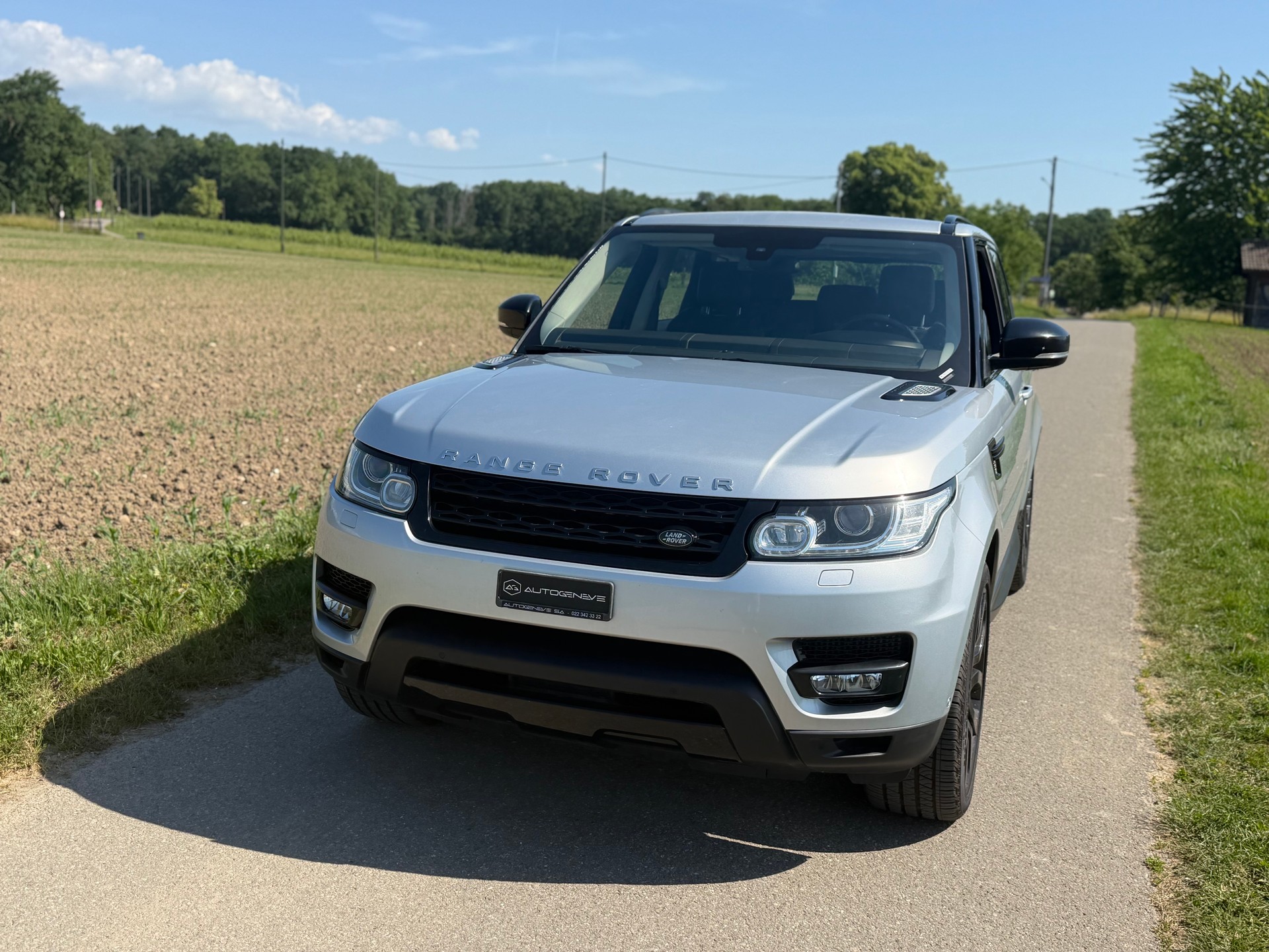LAND ROVER Range Rover Sport 4.4 SDV8 Autobiography Automatic-image-1
