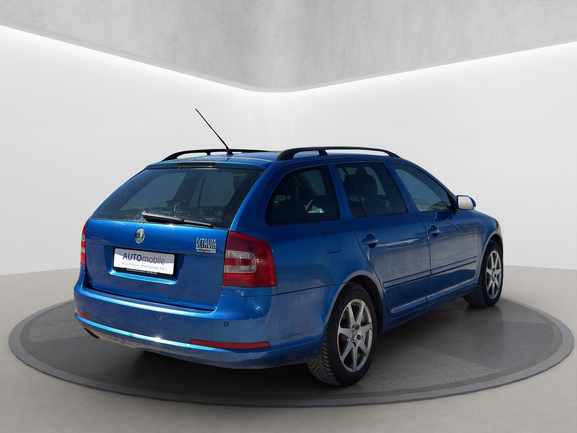SKODA Octavia 2.0 TFSI RS-image-4