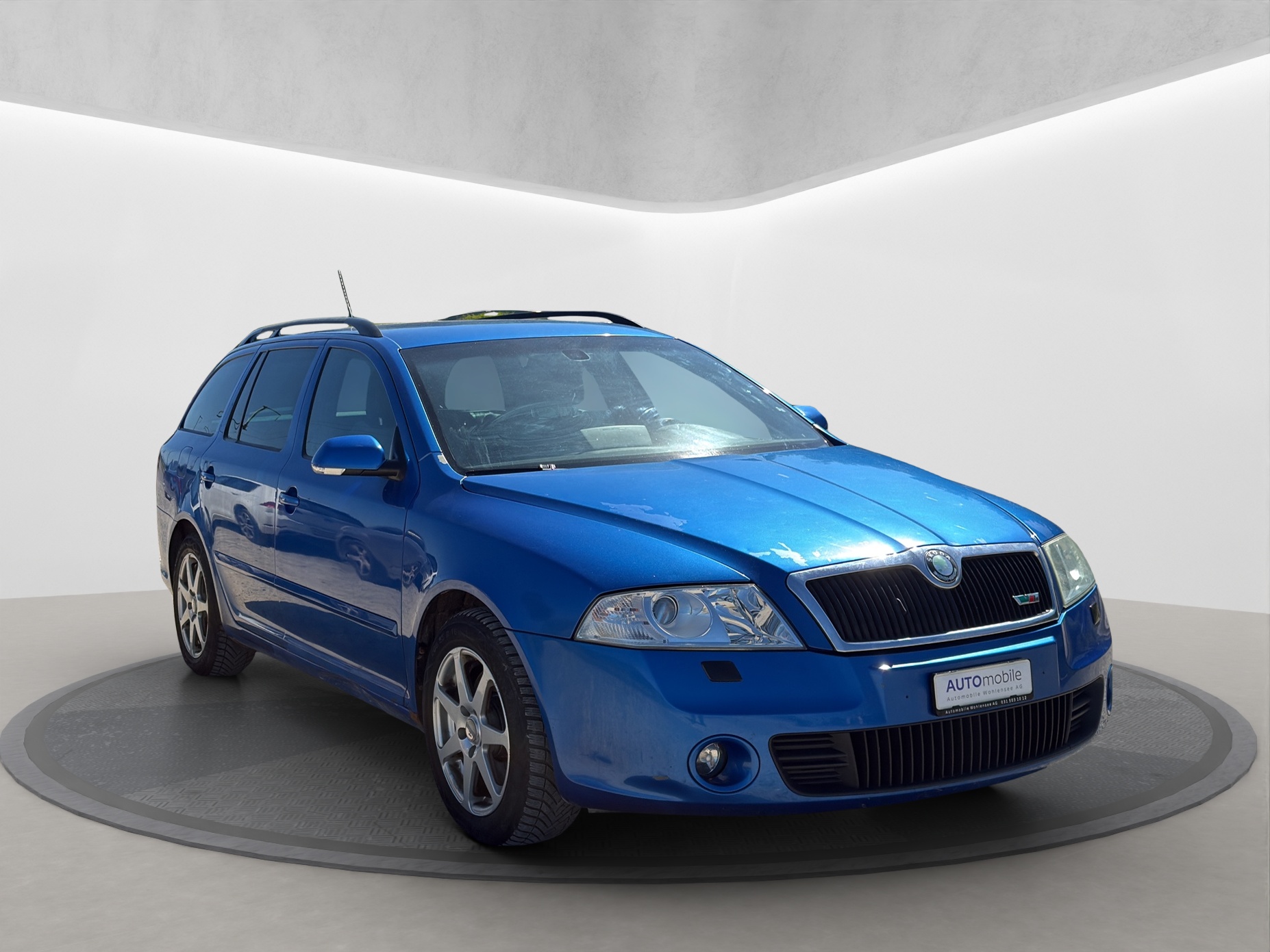 SKODA Octavia 2.0 TFSI RS-showroom-element-3