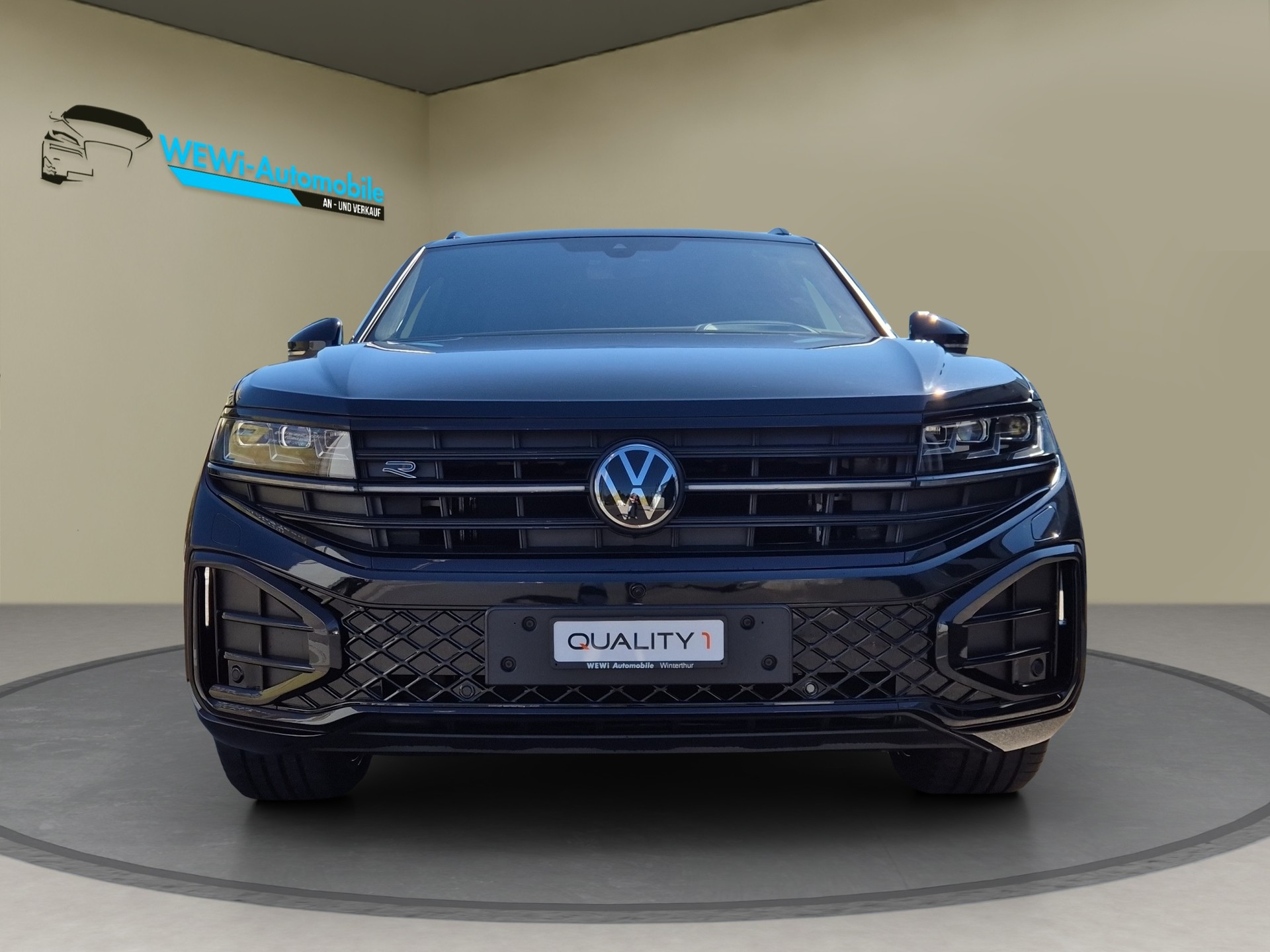 VW Touareg 3.0 TDI R-Line Tiptronic-image-7