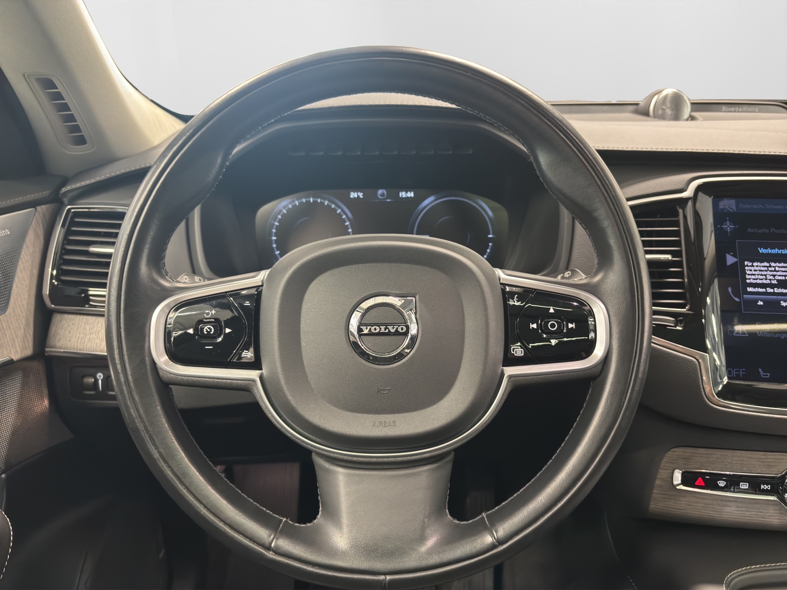 VOLVO XC90 2.0 T8 TE Inscription 7P. eAWD-image-7