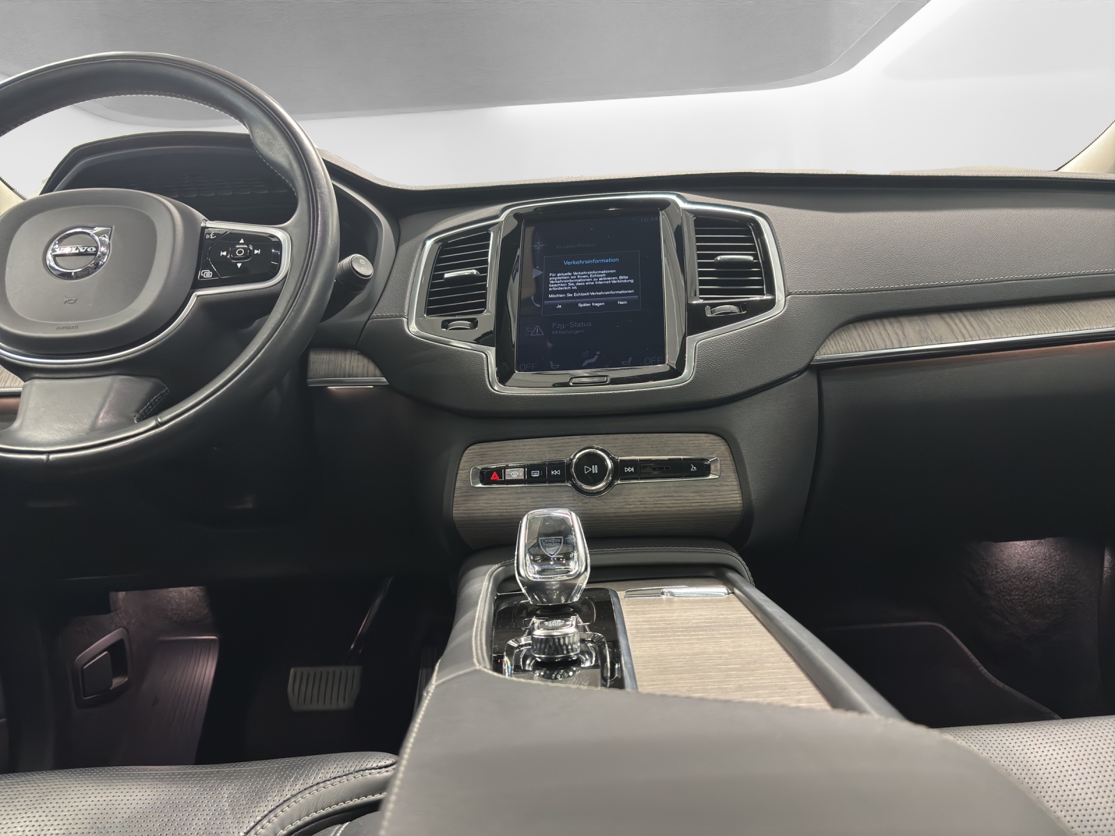 VOLVO XC90 2.0 T8 TE Inscription 7P. eAWD-image-8