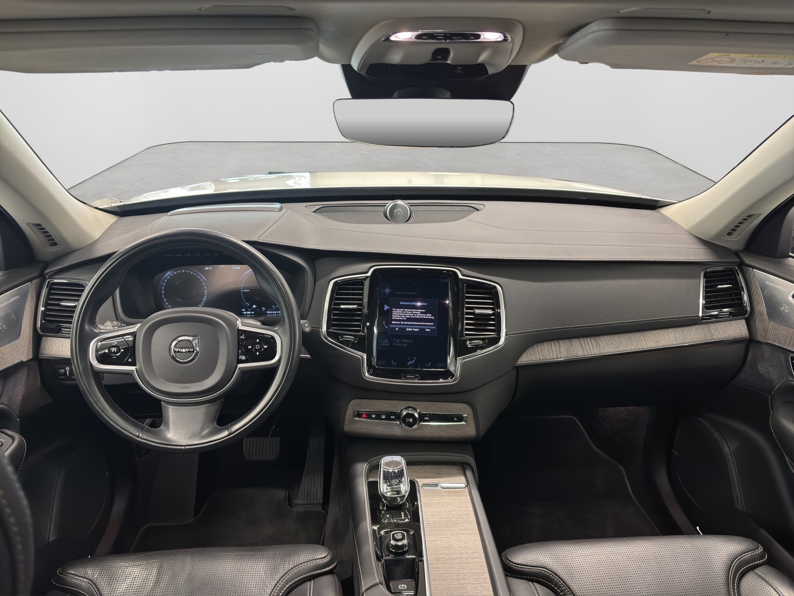 VOLVO XC90 2.0 T8 TE Inscription 7P. eAWD-image-6