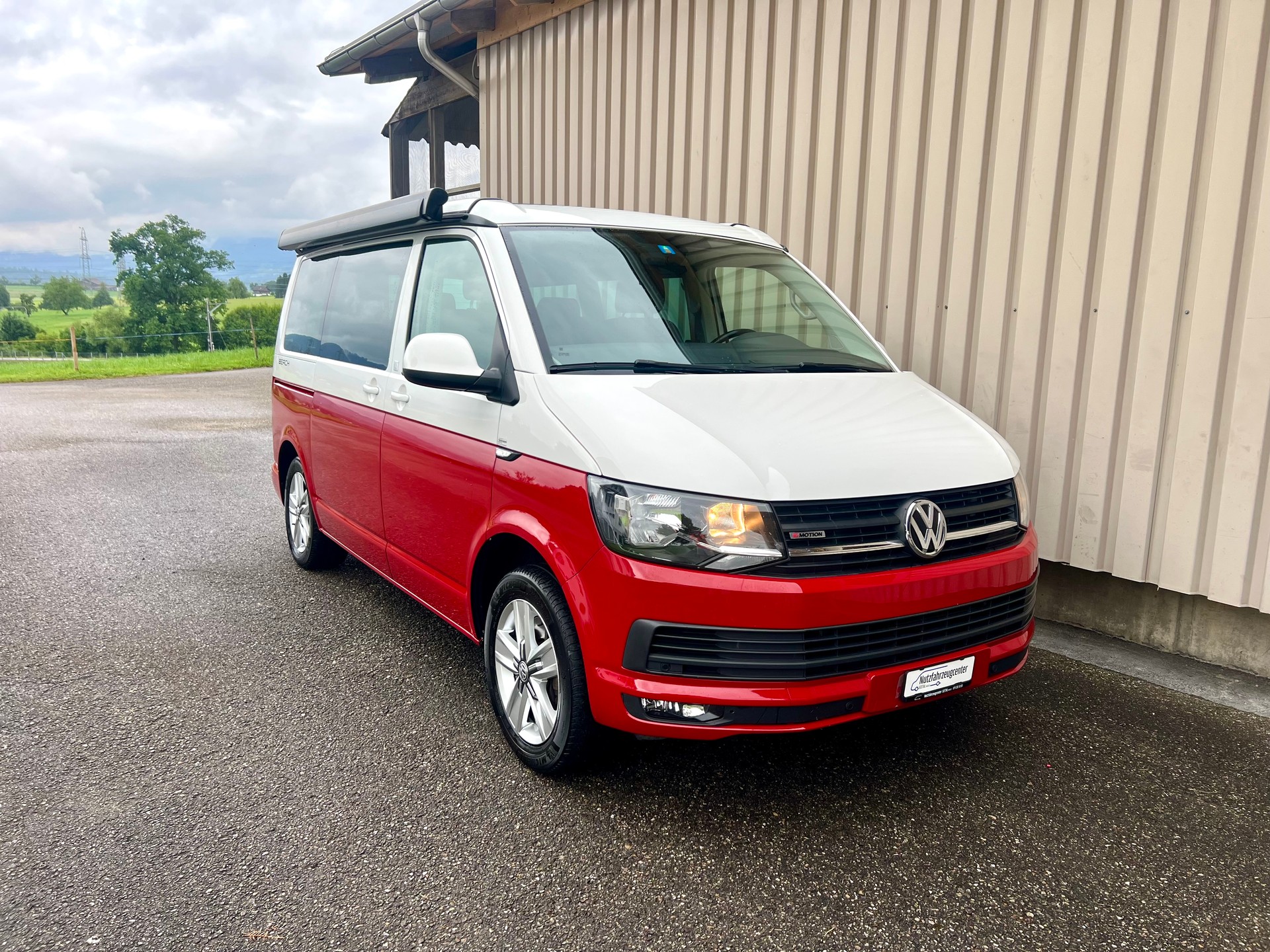 VW T6 California 2.0 TDI Beach Liberty 4Motion DSG by Nutzfahrzeugcenter Seetal-image-10