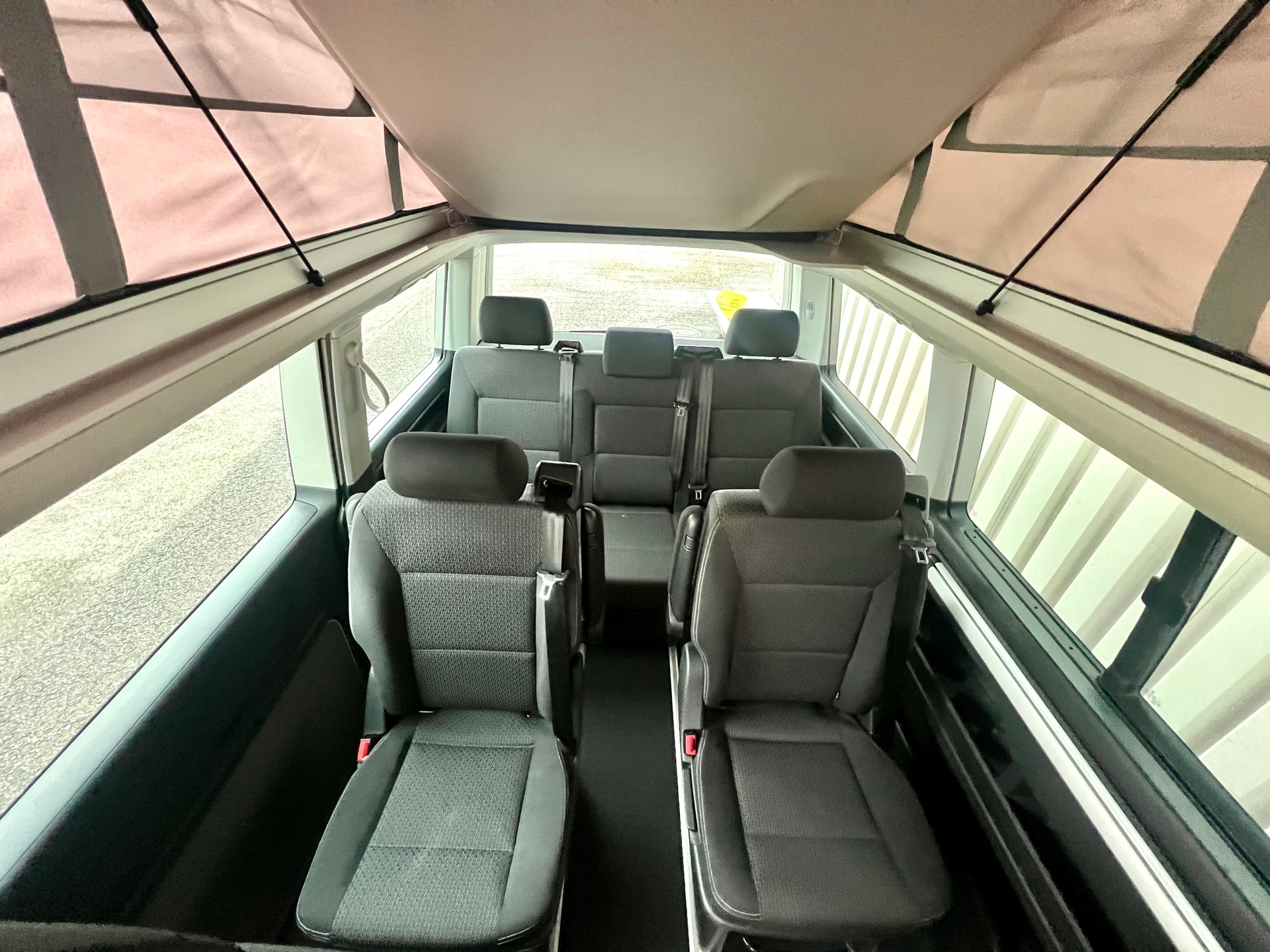 VW T6 California 2.0 TDI Beach Liberty 4Motion DSG by Nutzfahrzeugcenter Seetal-image-14