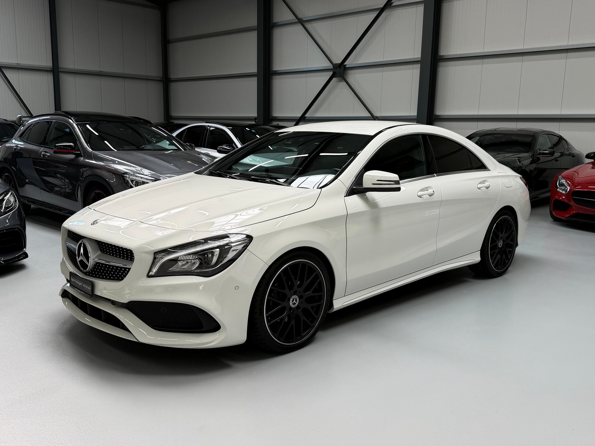 MERCEDES-BENZ CLA 180 AMG Line 7G-DCT