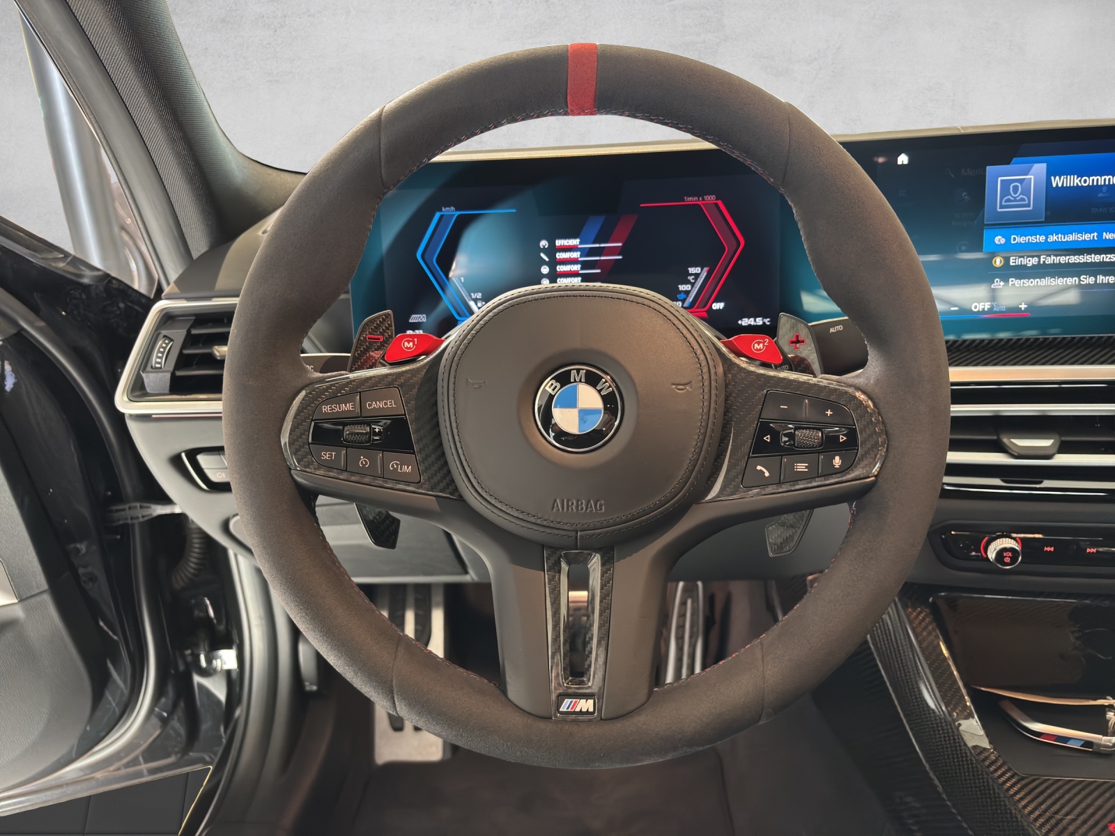 BMW M3 CS-image-12