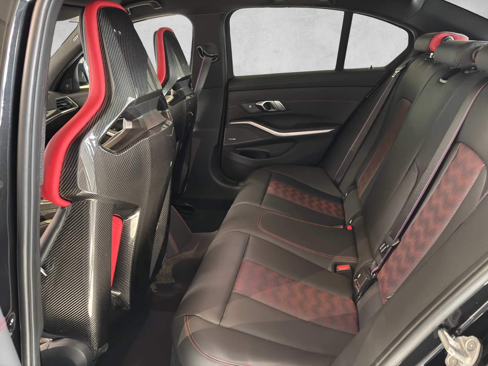 BMW M3 CS-image-10