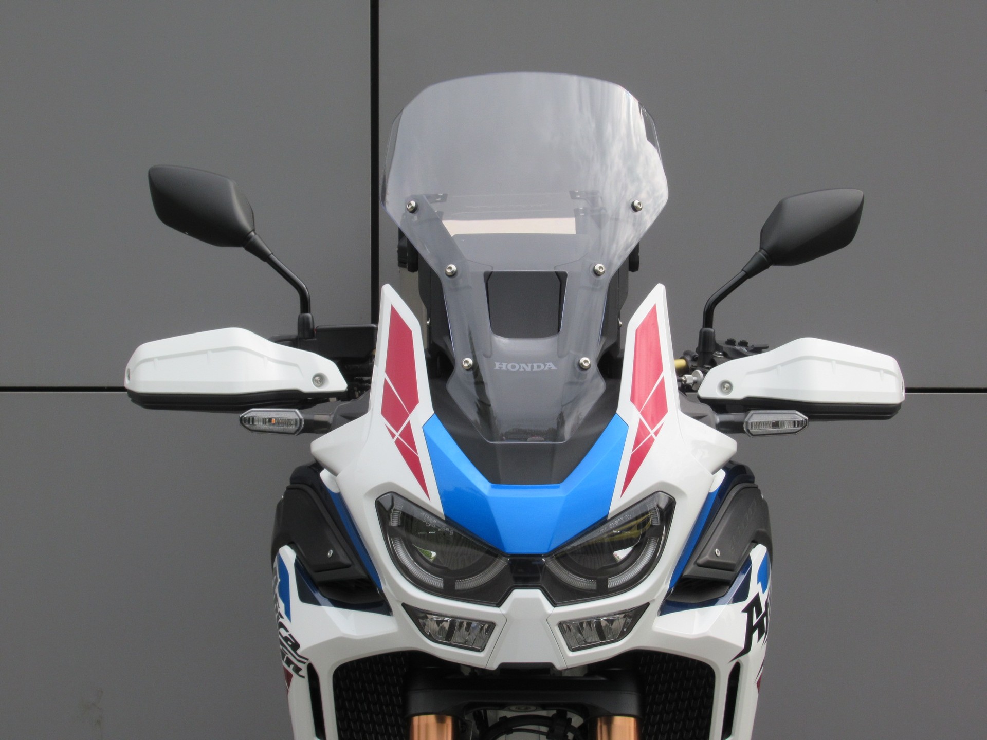 HONDA CRF 1100 DCT Africa Twin Adventure-image-3