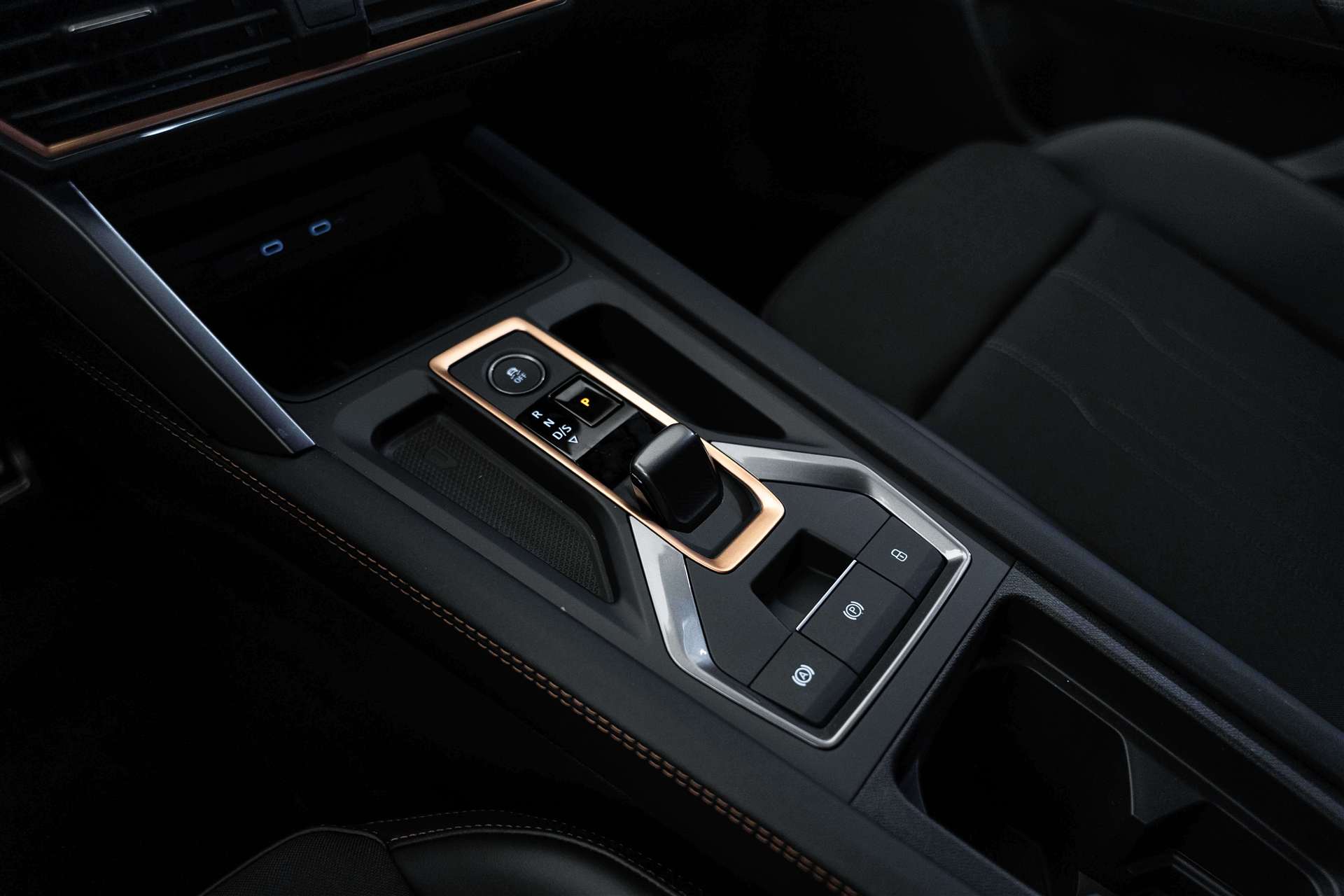 CUPRA Formentor 1.5 TSI DSG-Automat NEW-image-27