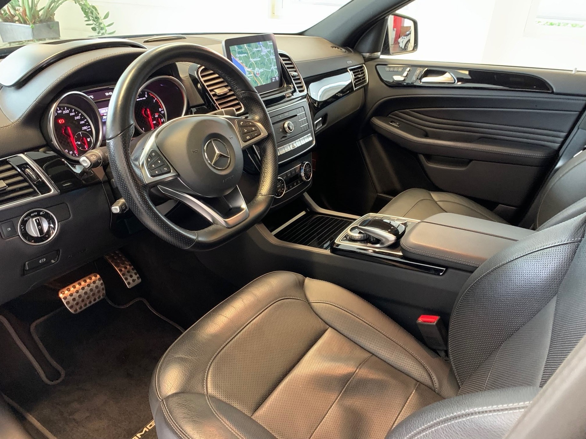 MERCEDES-BENZ GLE Coupé 43 AMG 4Matic 9G-Tronic-image-15