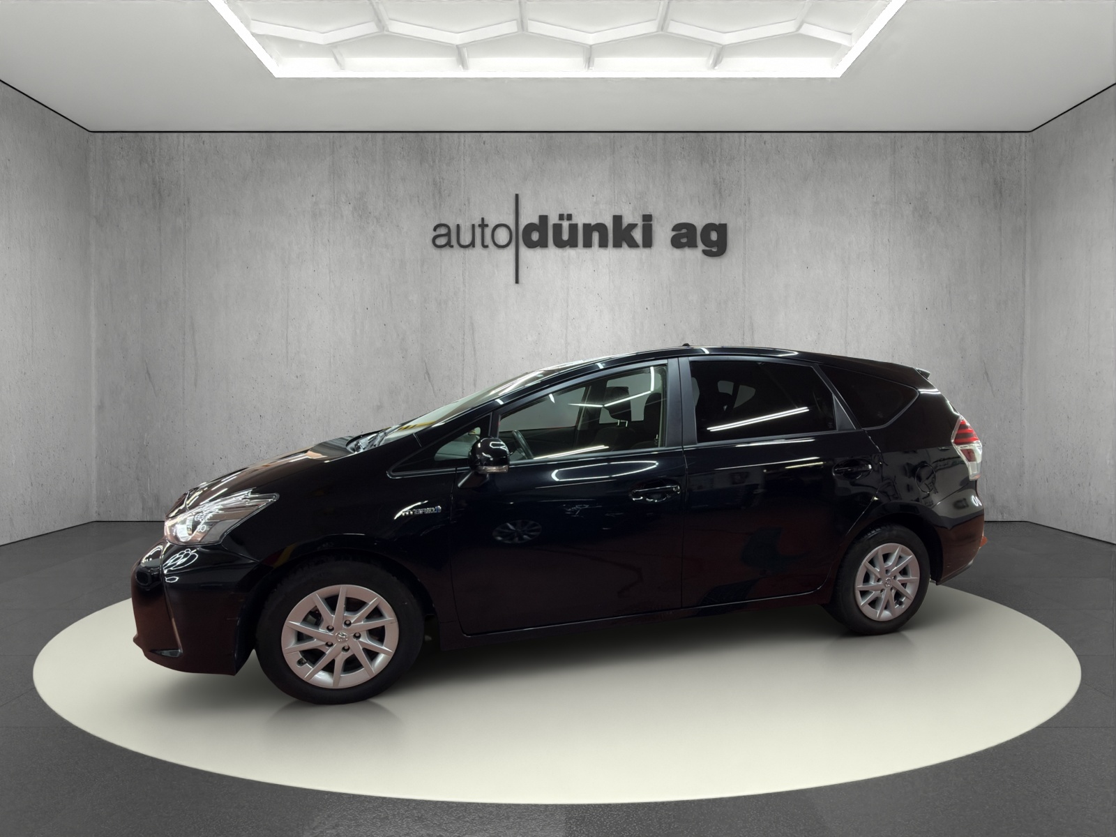 TOYOTA Prius+ 1.8 VVT-i HSD Style-showroom-element-1