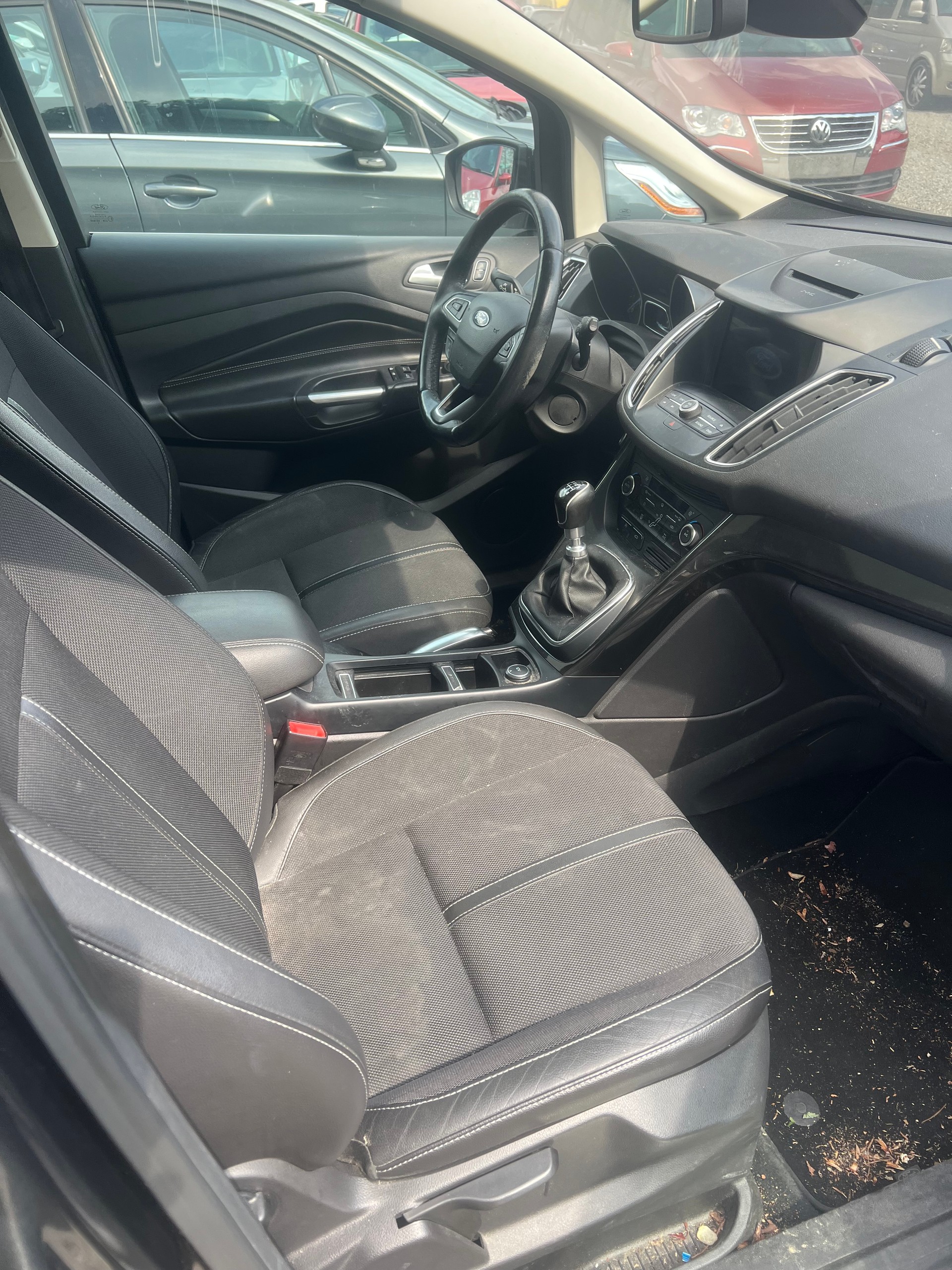 FORD GrC-Max 1.5 SCTi Trend-image-8