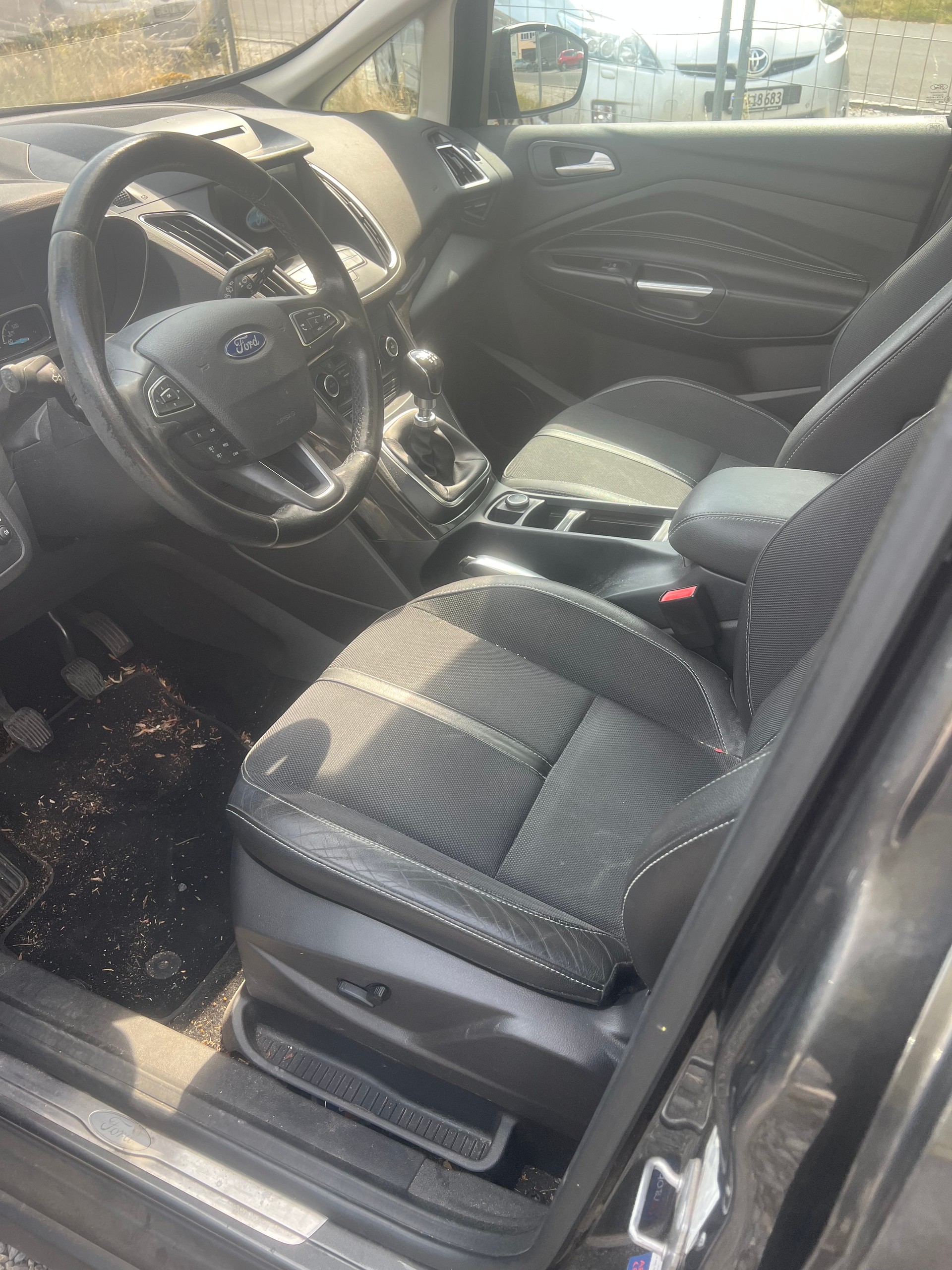 FORD GrC-Max 1.5 SCTi Trend-image-6