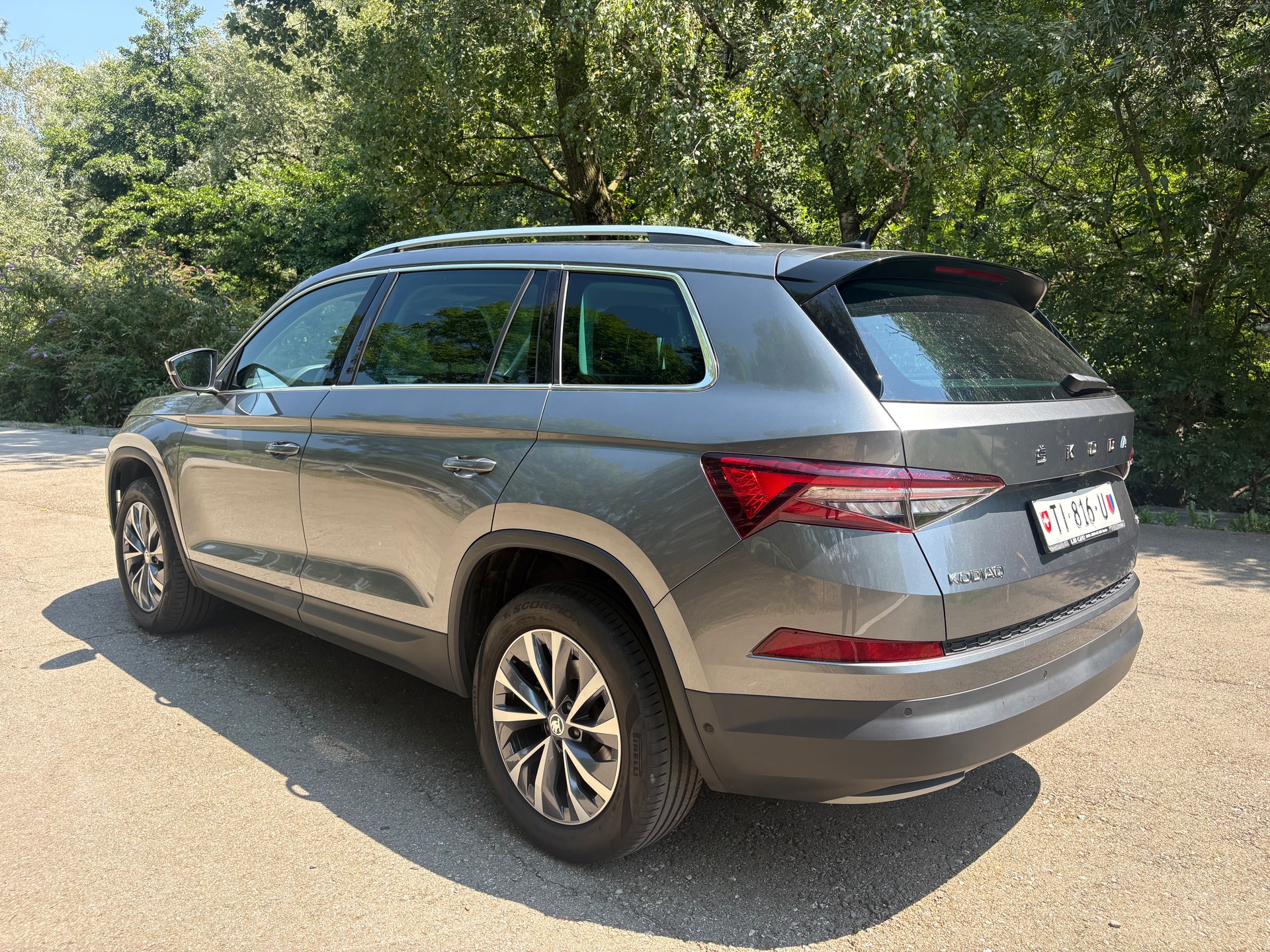SKODA Kodiaq 2.0 TSI 4x4 SportLine-image-3