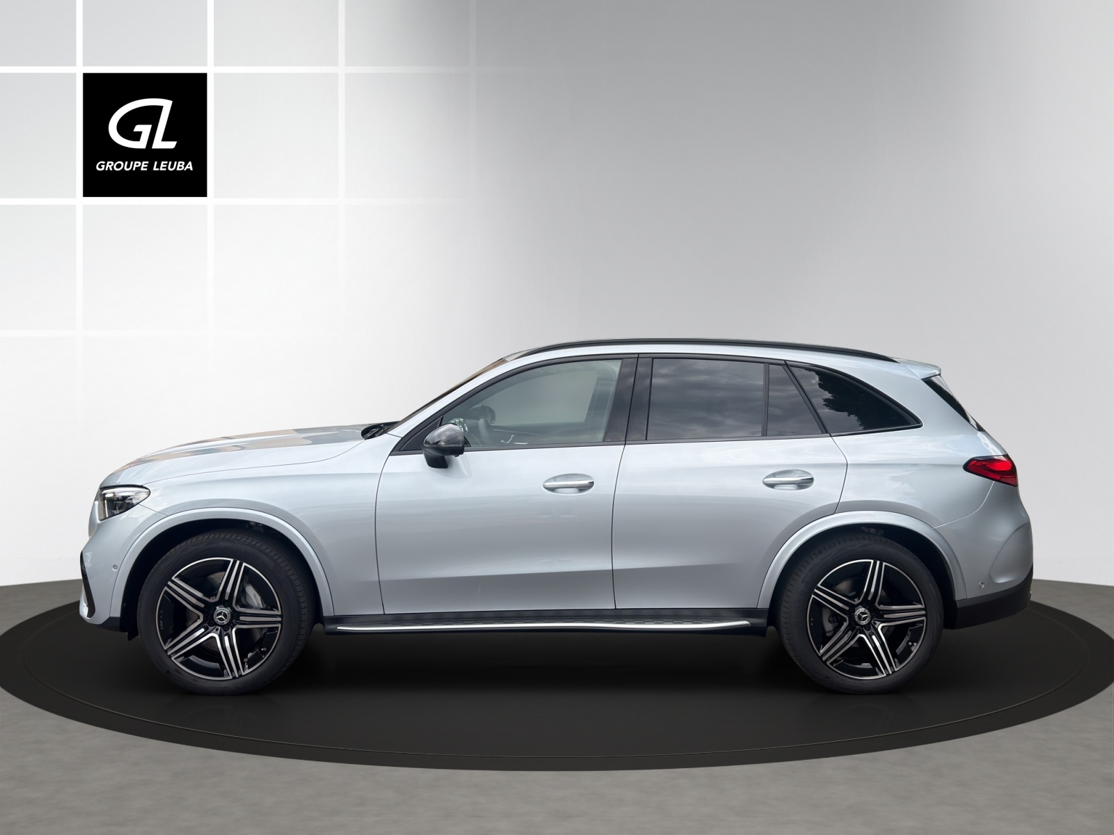 MERCEDES-BENZ GLC 220 d 4Matic 9G-Tronic-showroom-element-1