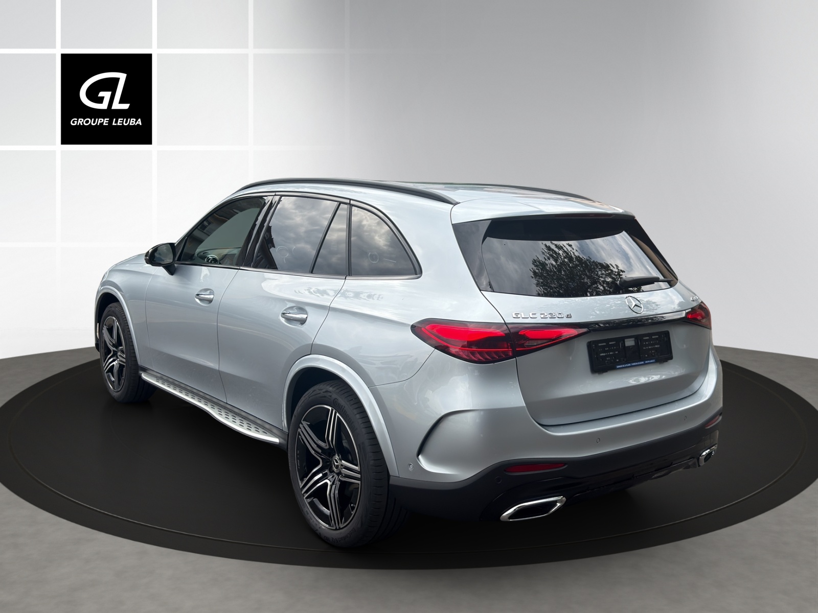 MERCEDES-BENZ GLC 220 d 4Matic 9G-Tronic-image-4