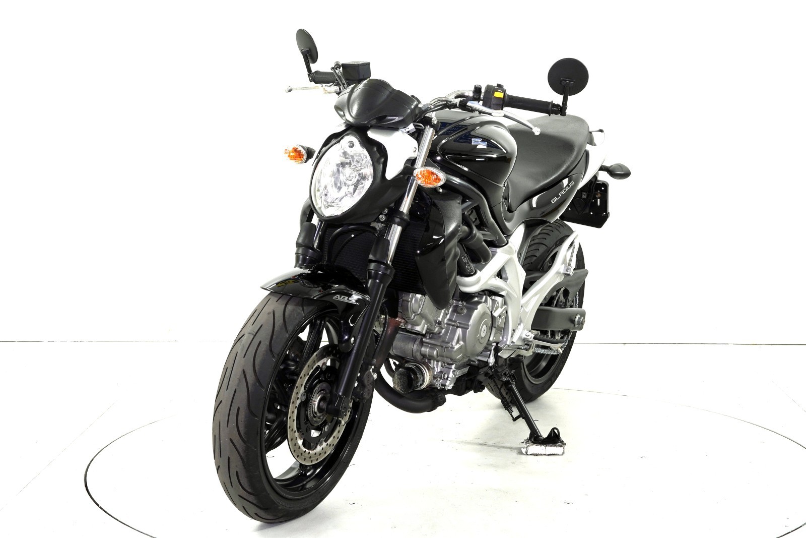 SUZUKI SFV 650 ABS Gladius-image-2