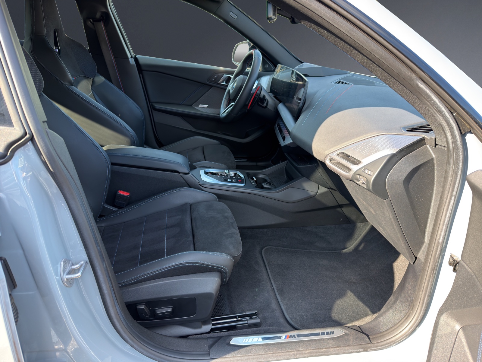BMW M235 xDrive Gran Coupé-image-6