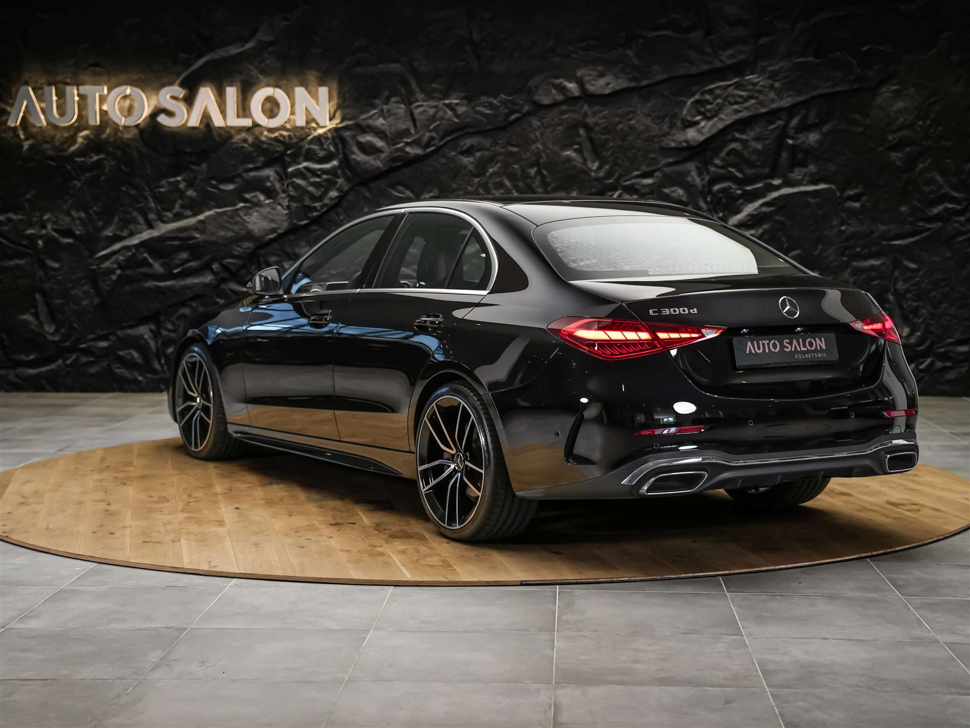 MERCEDES-BENZ C 300 d AMG Line *20" Felgen*Abstandsregler*AHK*-showroom-element-2
