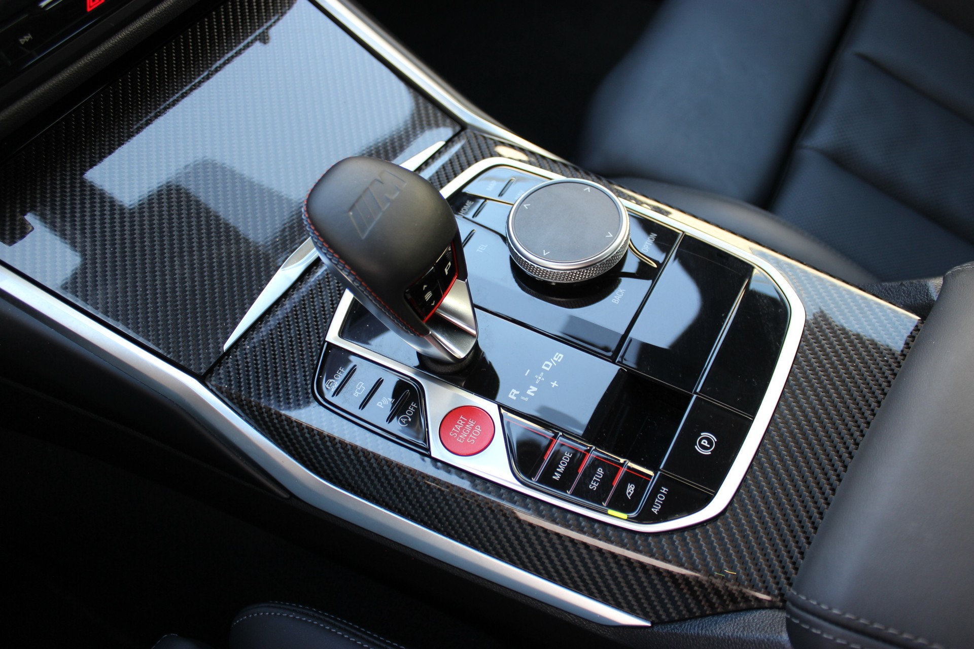 BMW M4 Coupé Competition M xDrive *M Carbon Exterieurpaket*-image-15