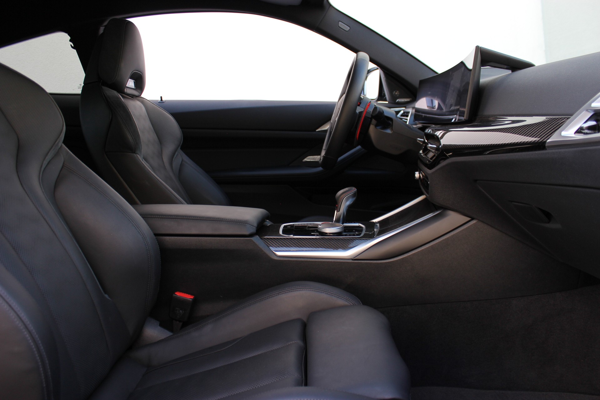 BMW M4 Coupé Competition M xDrive *M Carbon Exterieurpaket*-showroom-element-3
