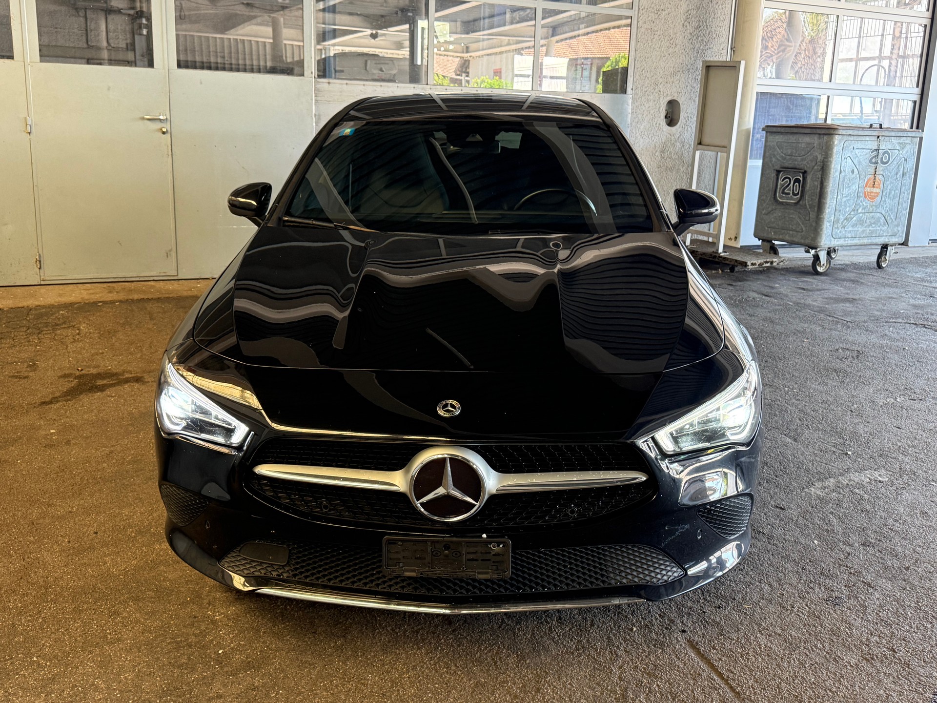 MERCEDES-BENZ CLA Shooting Brake 180 7G-DCT Progressive-image-2
