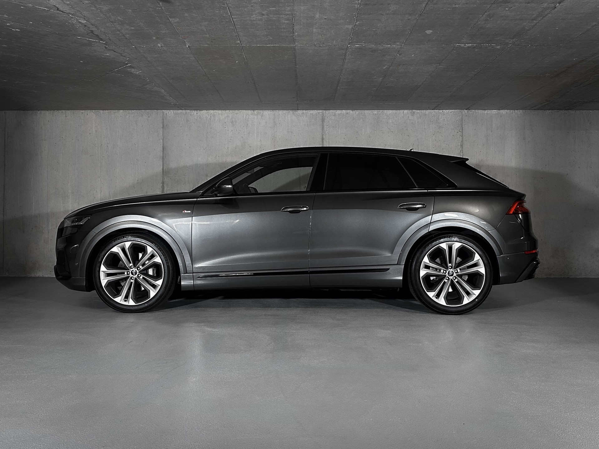 AUDI Q8 50 TDI quattro tiptronic-showroom-element-1