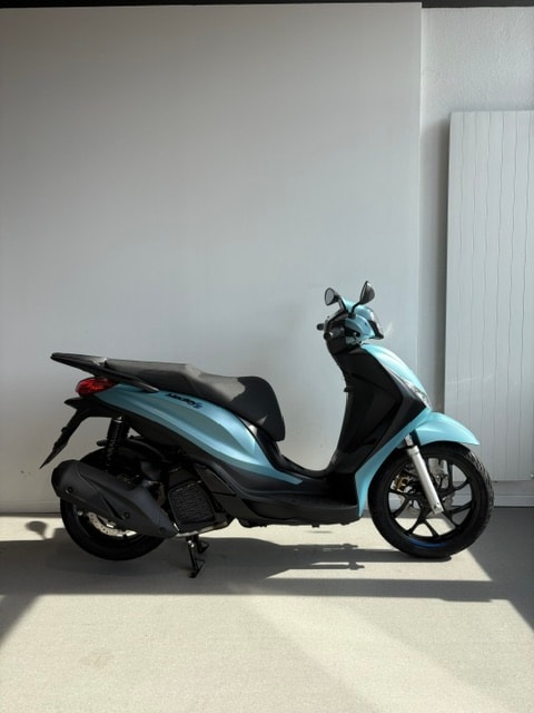 PIAGGIO Medley 200 Sport E5+-image-1
